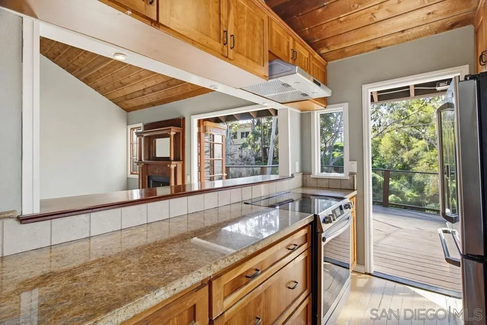 https://cdn.realtyfeed.com/cdn/127/260001620/15ef55107b29915a4d641d31e97276f4.webp