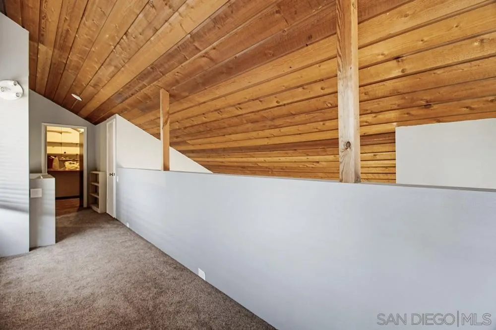 https://cdn.realtyfeed.com/cdn/127/260001620/8481b6d8723ceb7e189d8377e47450f9.webp