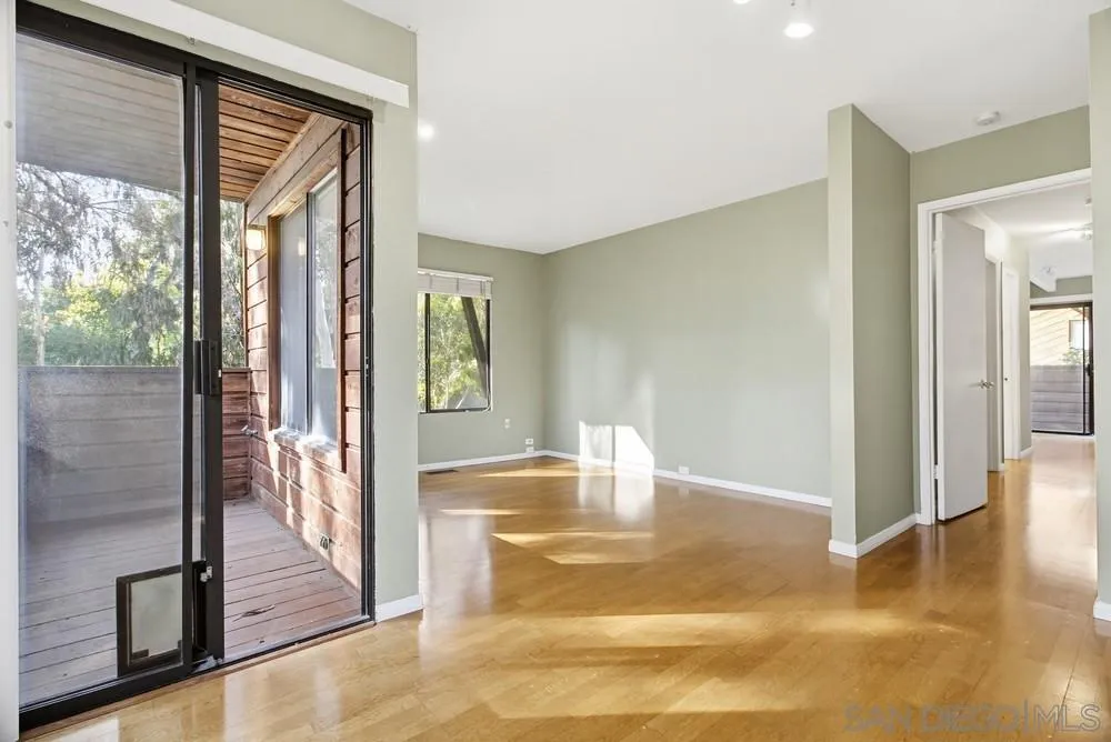 https://cdn.realtyfeed.com/cdn/127/260001620/85069ca1a4af7aa9924191df1509a9d7.webp