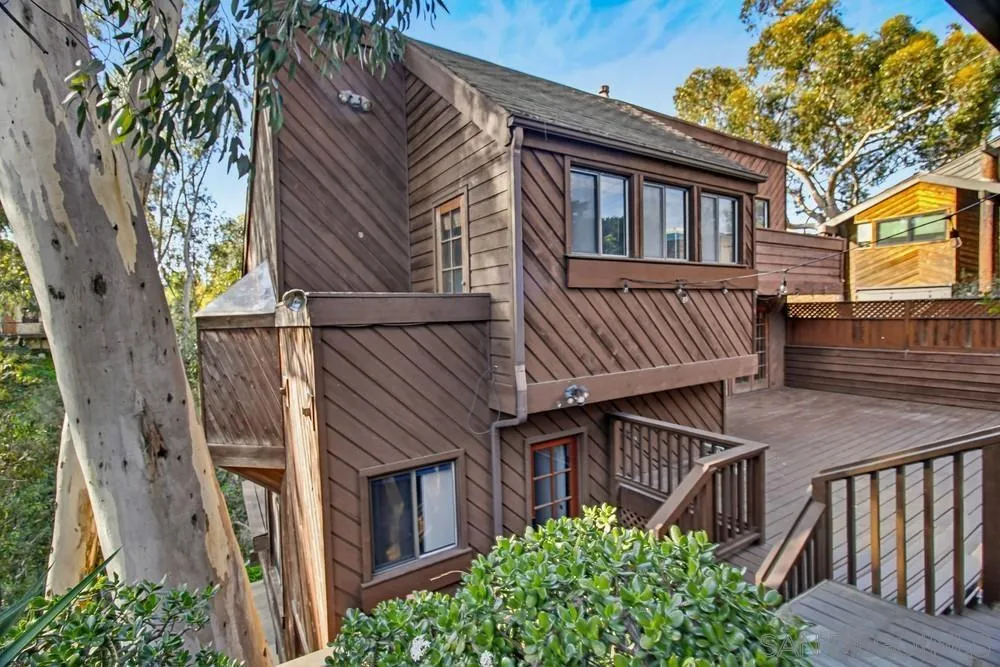 https://cdn.realtyfeed.com/cdn/127/260001620/ee5e439fe9115d81b7a363ccbe346156.webp