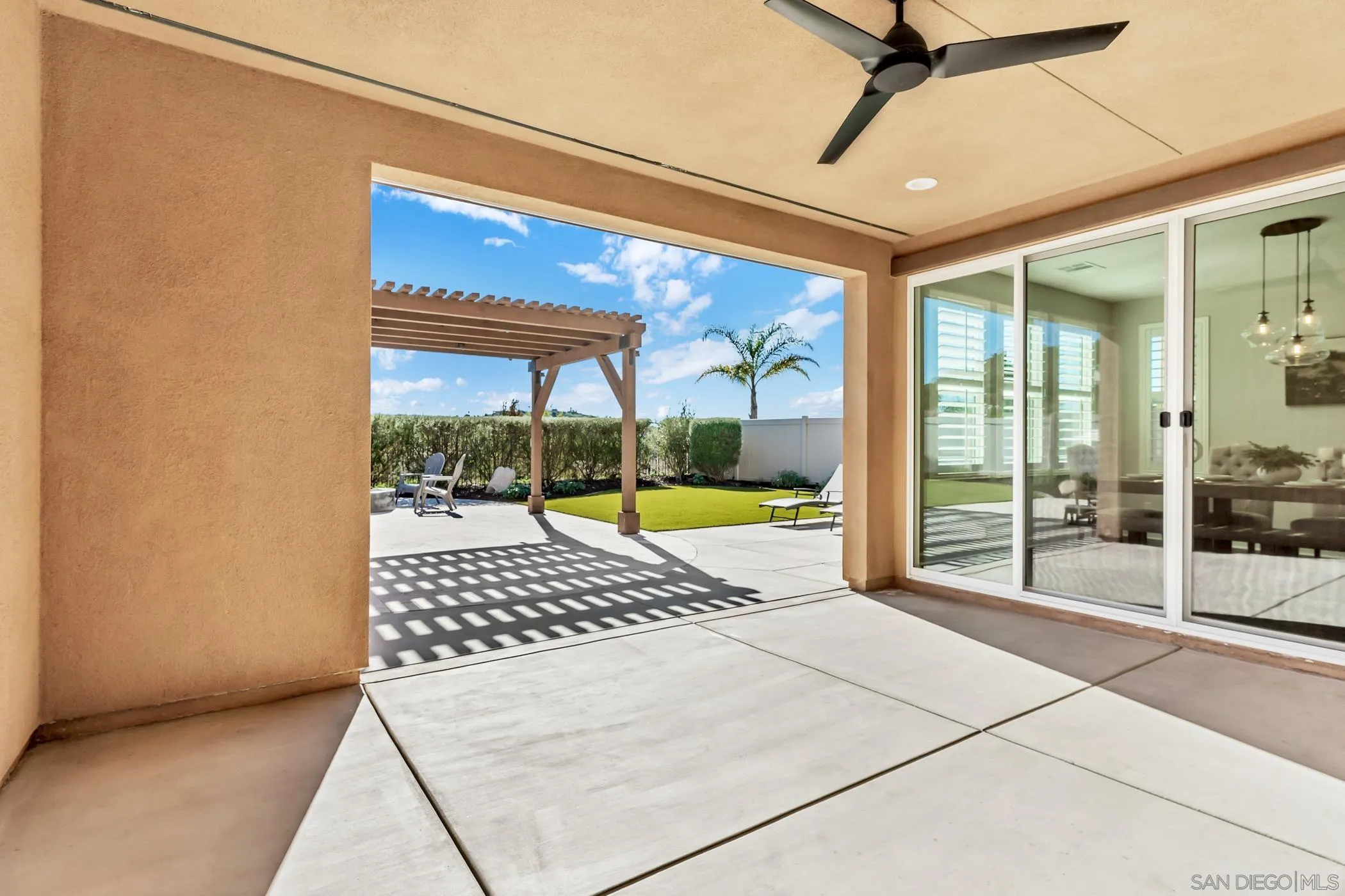 https://cdn.realtyfeed.com/cdn/127/260001621/b8e82d991134bd3dd8c70f84431b7122.webp