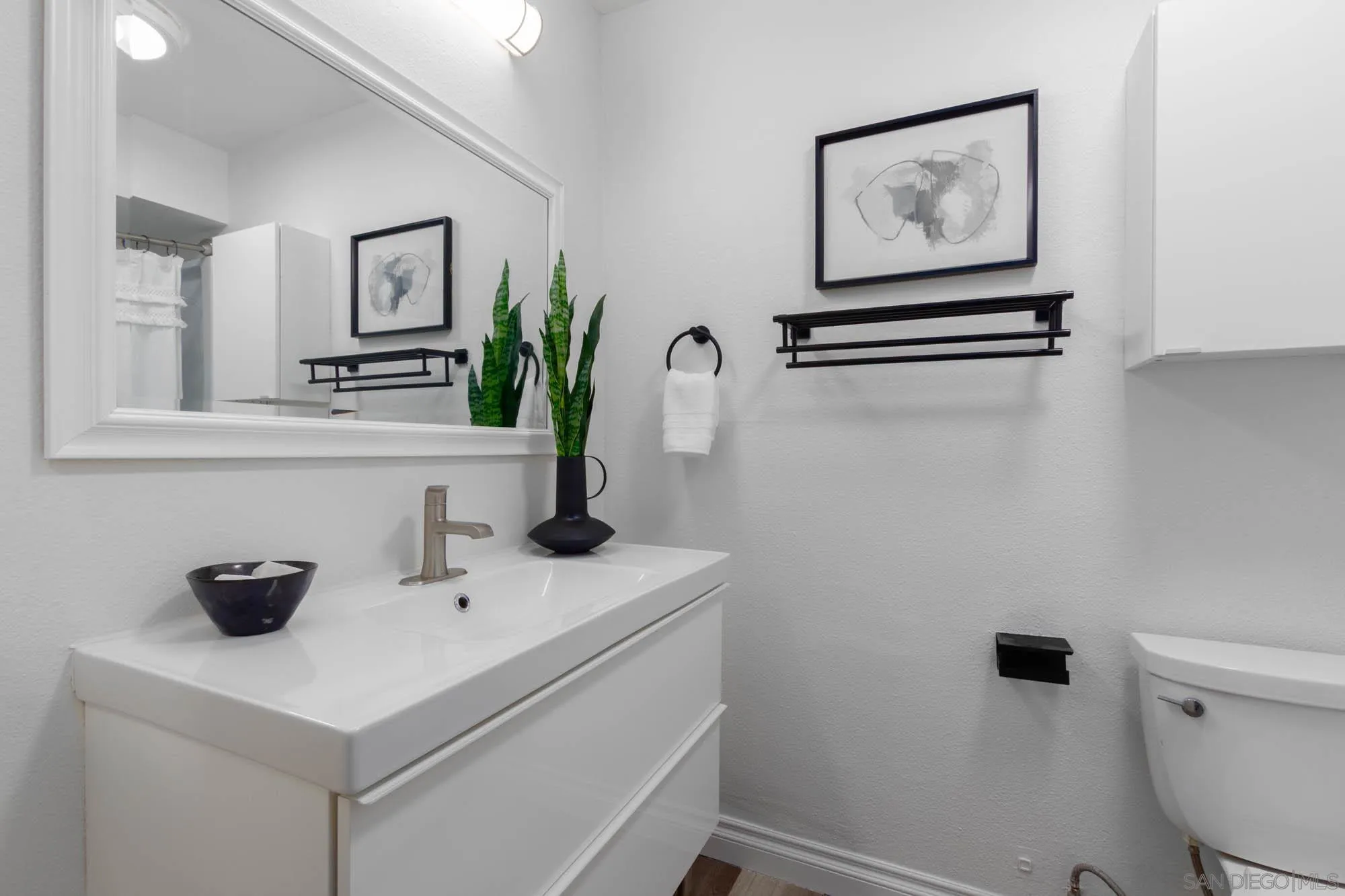 Photo #12: 260001627 Listing: Photo #12