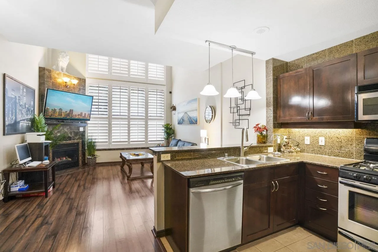 Photo #5: 260001628 Listing: Photo #5