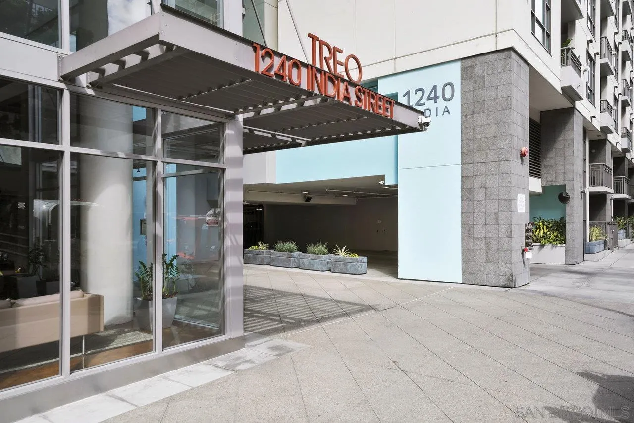 Photo #2: 260001628 Listing: Photo #2