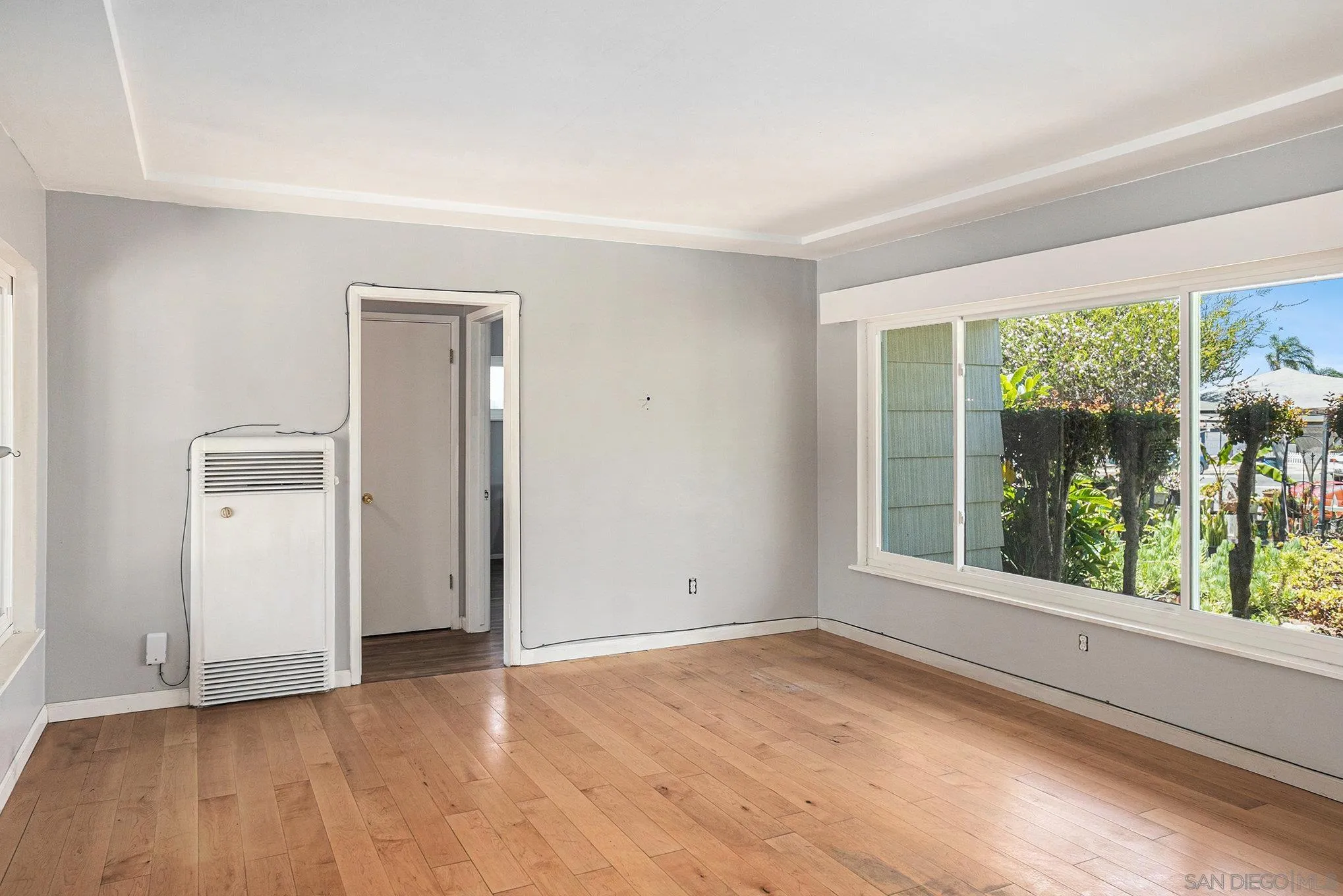 https://cdn.realtyfeed.com/cdn/127/260001630/a774e5f0536272b593dee991f60a70bd.webp
