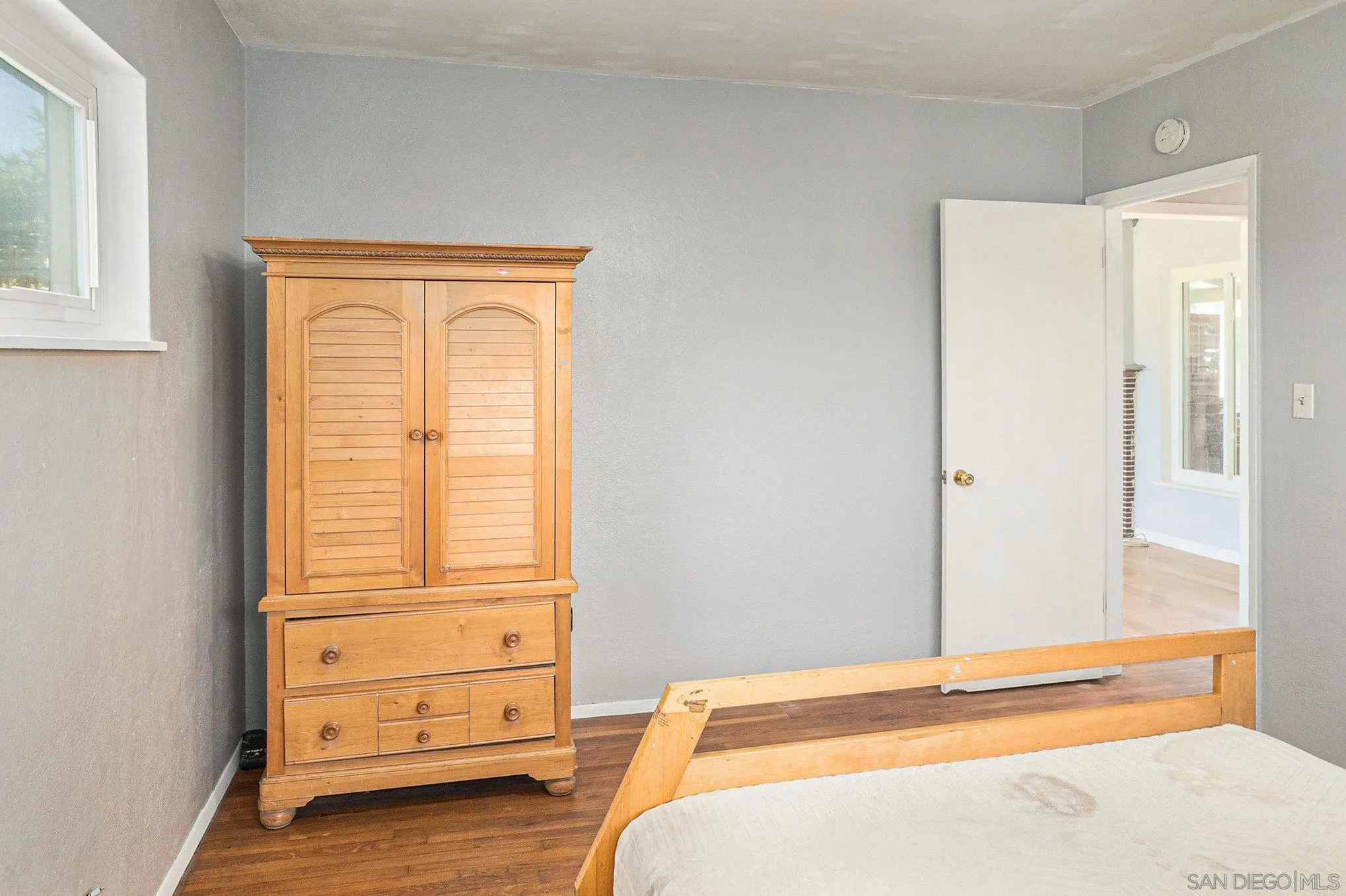 https://cdn.realtyfeed.com/cdn/127/260001630/f024181c618327a1f440f265db20957f.webp