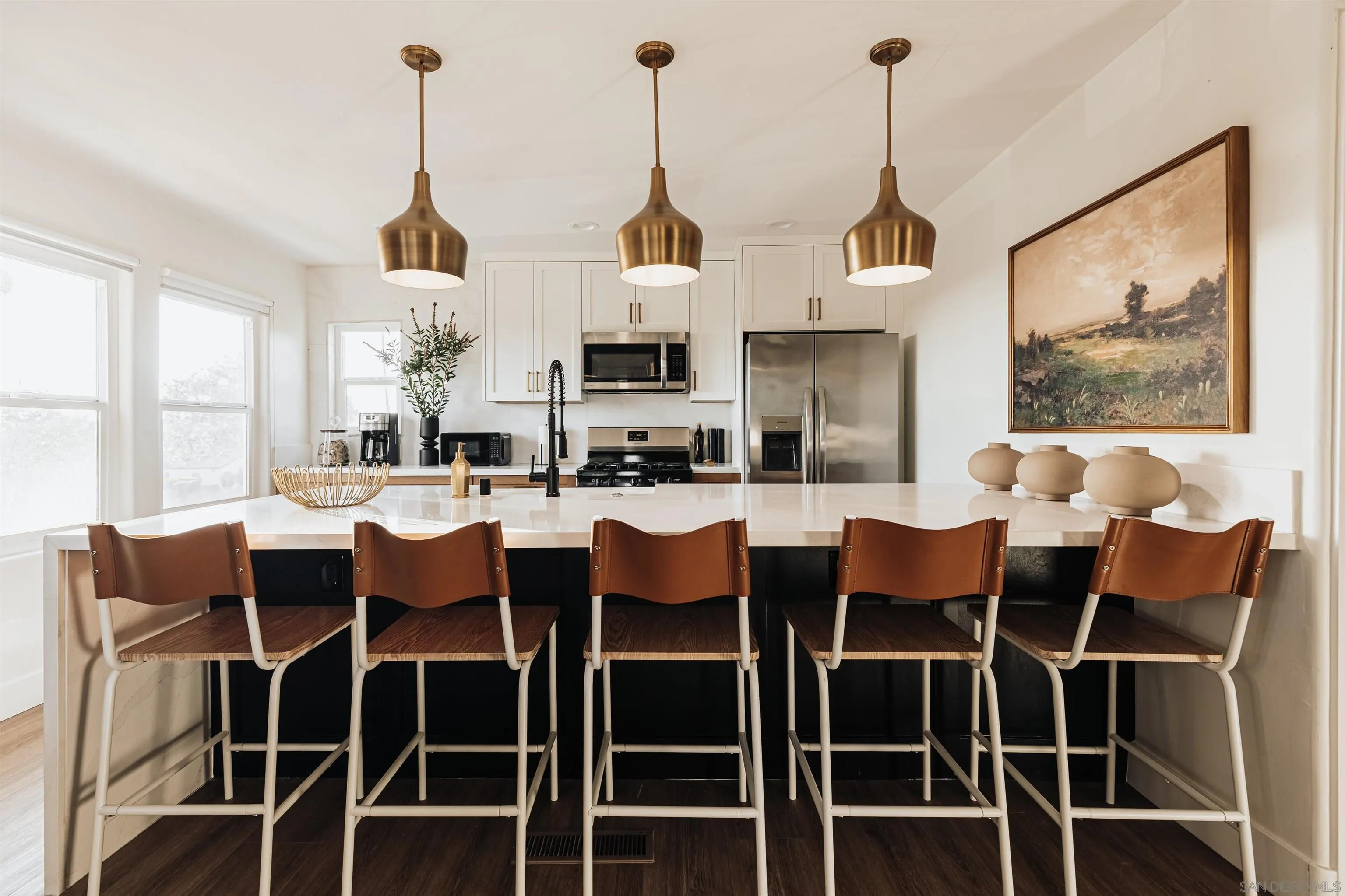 https://cdn.realtyfeed.com/cdn/127/260001653/2c391aac103443fbdb937a64650957ff.webp