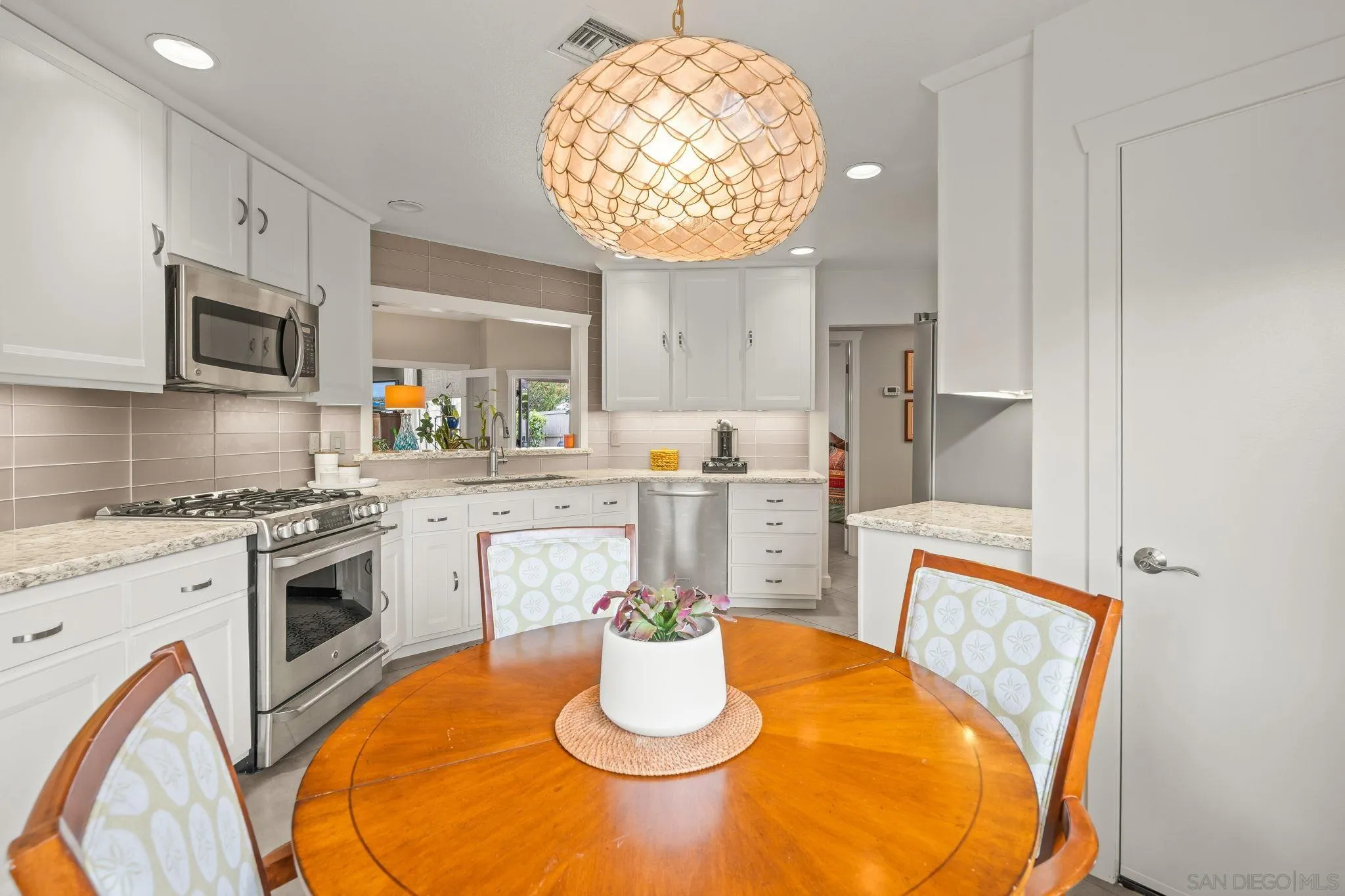 Photo #16: 260001659 Listing: Photo #16