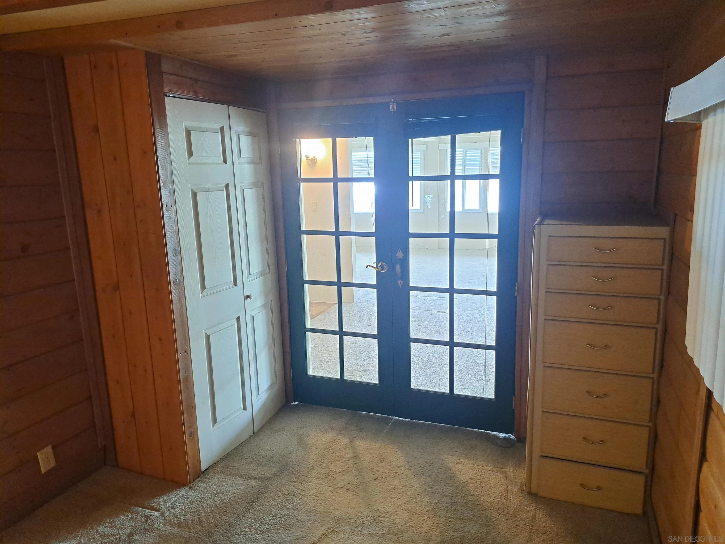 https://cdn.realtyfeed.com/cdn/127/260001661/9aba64c6e5032f0d96b58b678628e3c1.webp