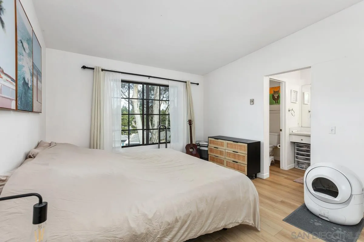 https://cdn.realtyfeed.com/cdn/127/260001663/2031797d42286b761fe142799e053b70.webp