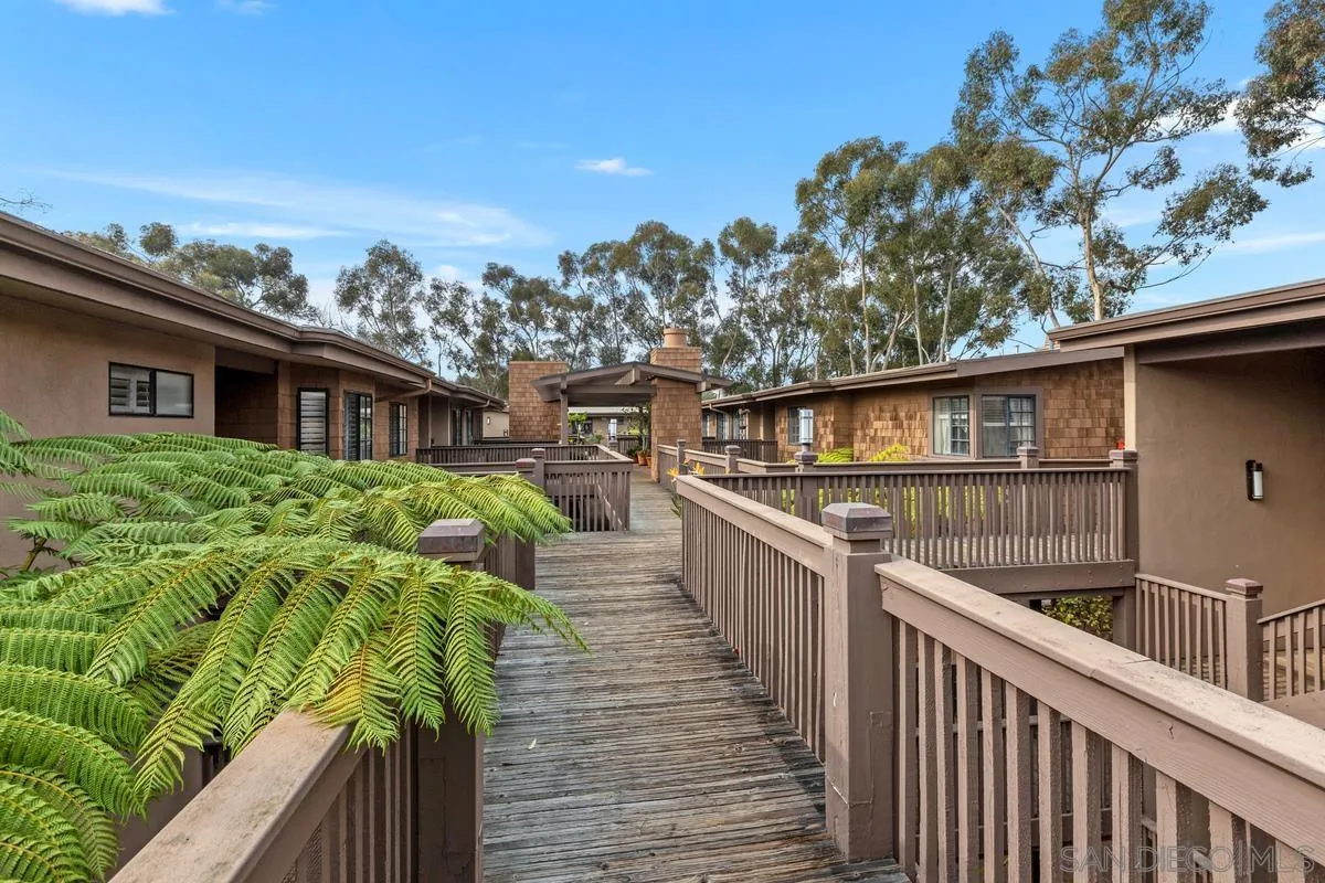 https://cdn.realtyfeed.com/cdn/127/260001663/645fa25f324191624eaba0ab45af24ac.webp