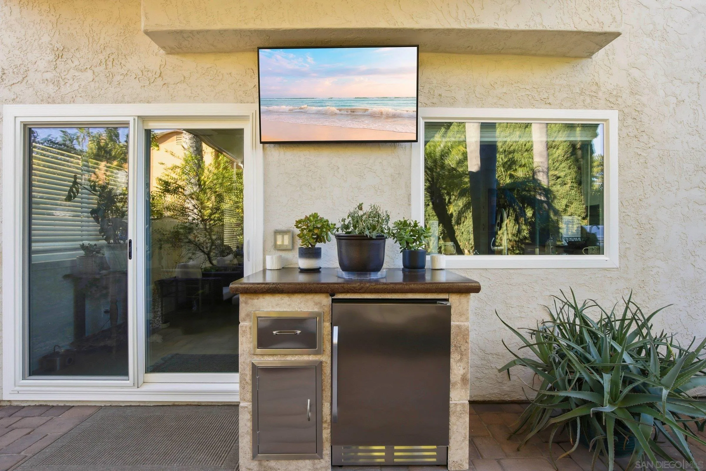 https://cdn.realtyfeed.com/cdn/127/260001670/10c26260ae440ba3355c867c04be3fc3.webp