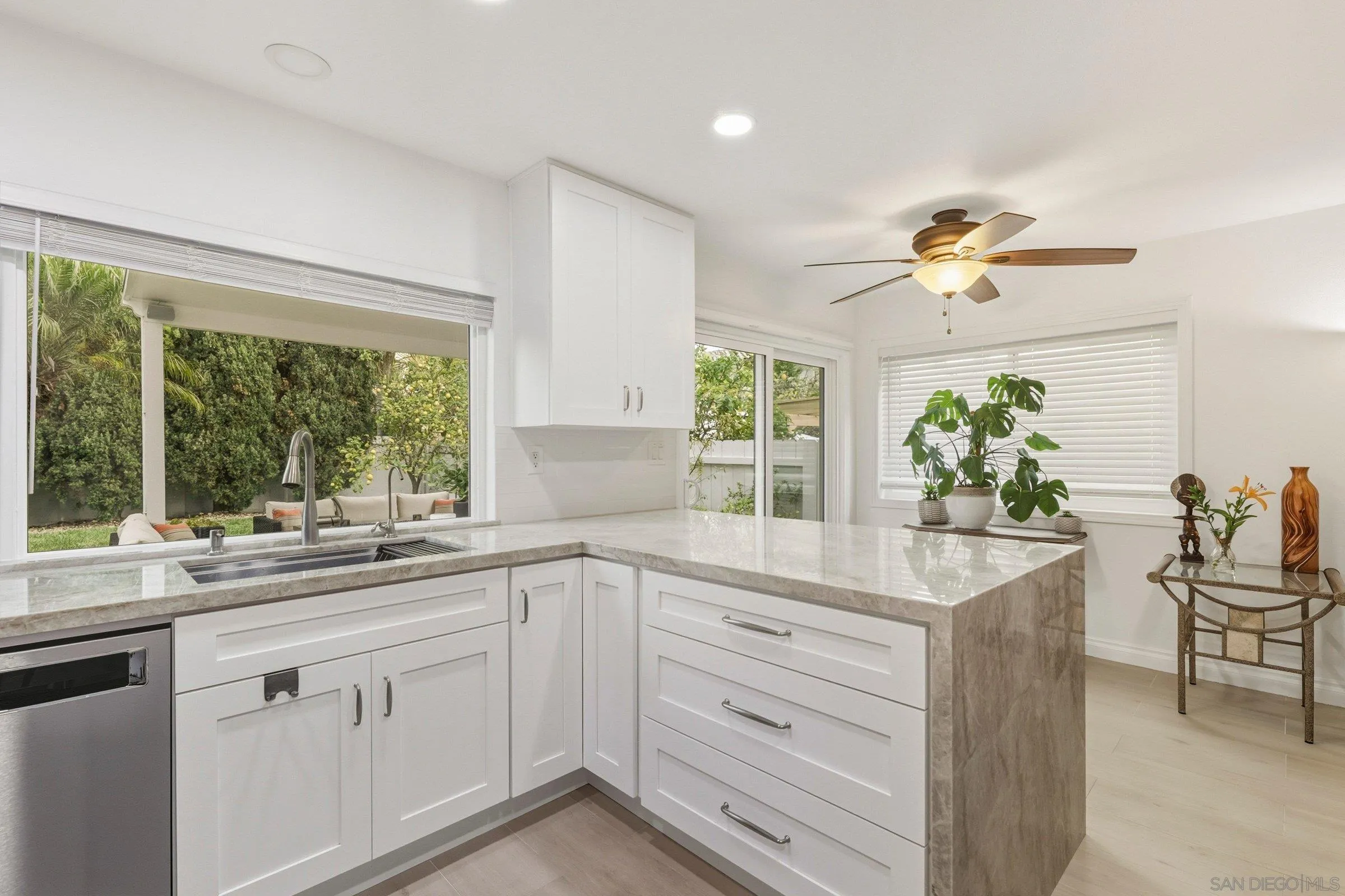 https://cdn.realtyfeed.com/cdn/127/260001670/d2b478ab0050a24d2380e118a5841f30.webp