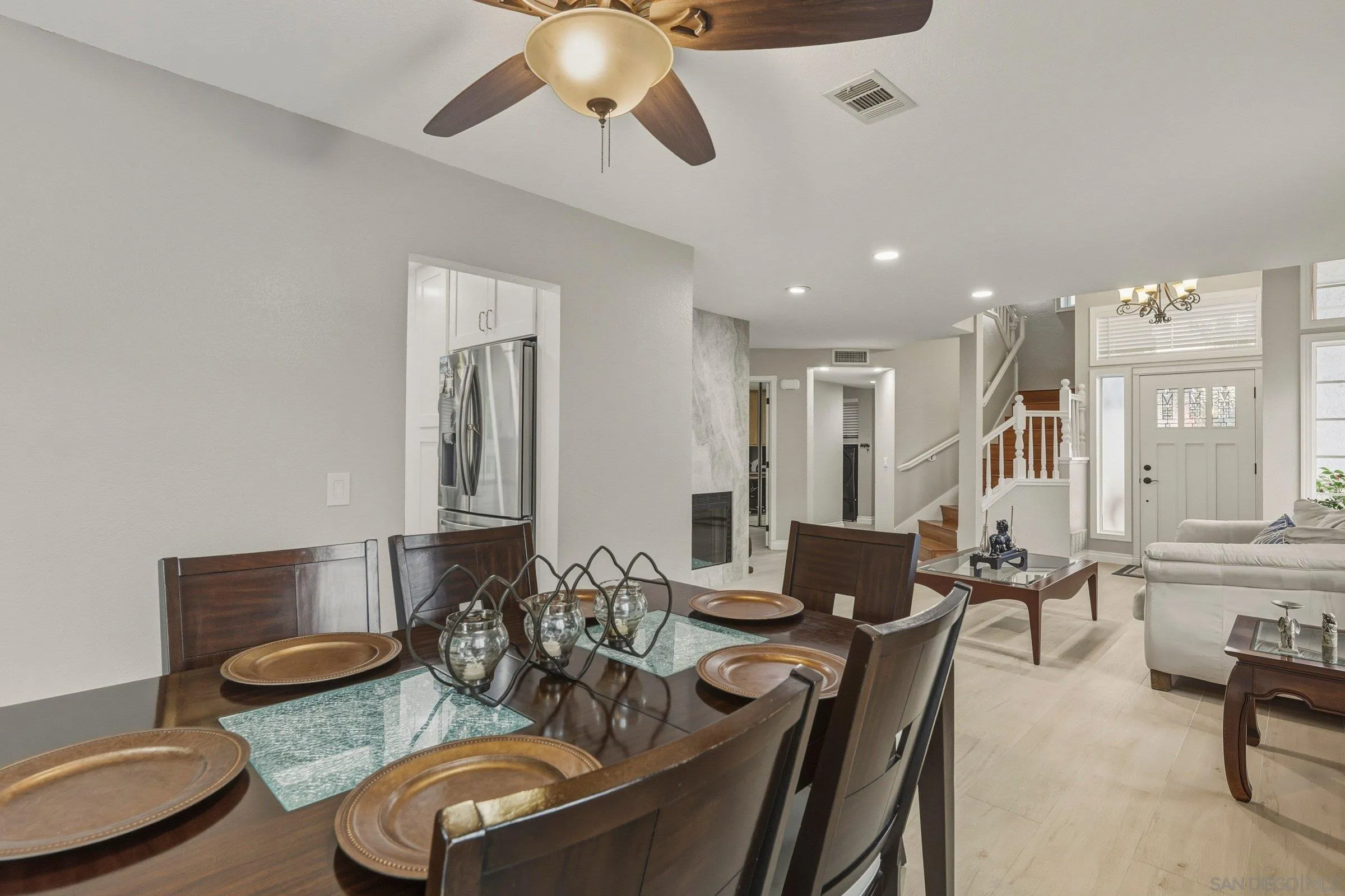 https://cdn.realtyfeed.com/cdn/127/260001670/fde0d82d74077d77b342187fd415f25e.webp
