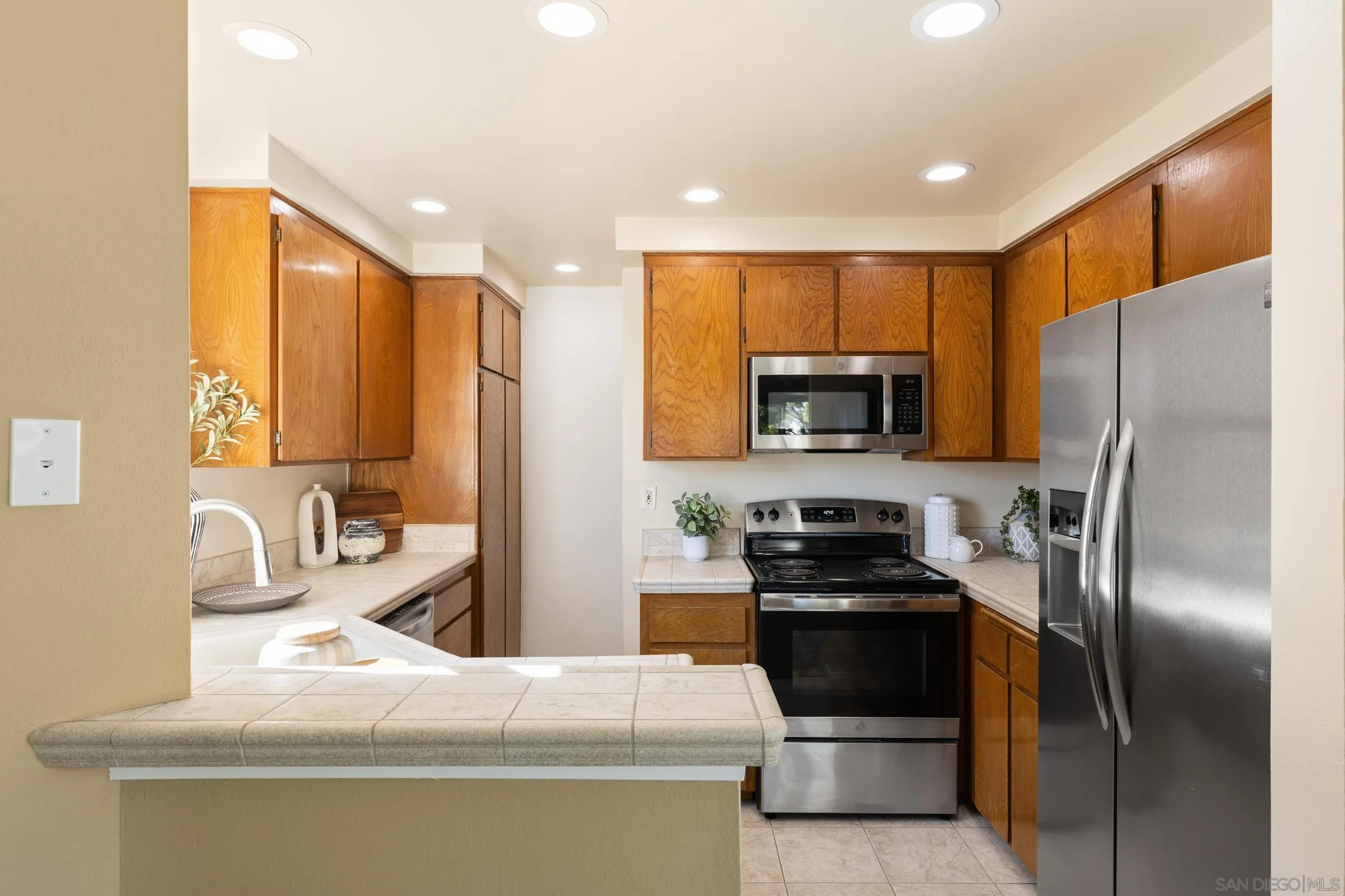 Photo #12: 260001671 Listing: Photo #12