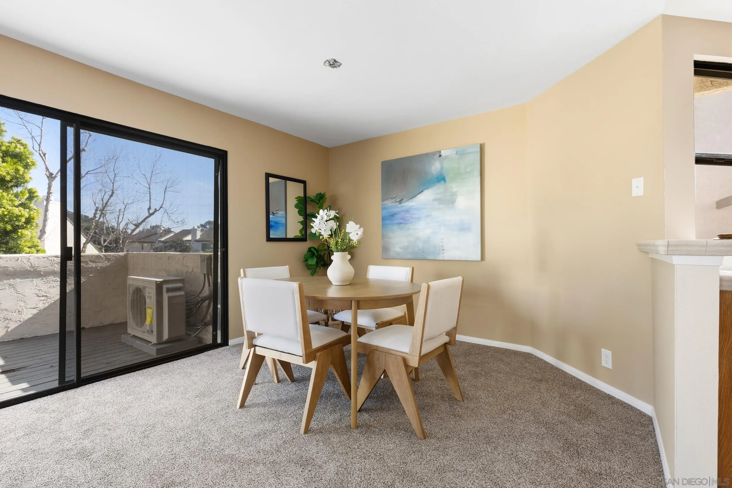 Photo #8: 260001671 Listing: Photo #8