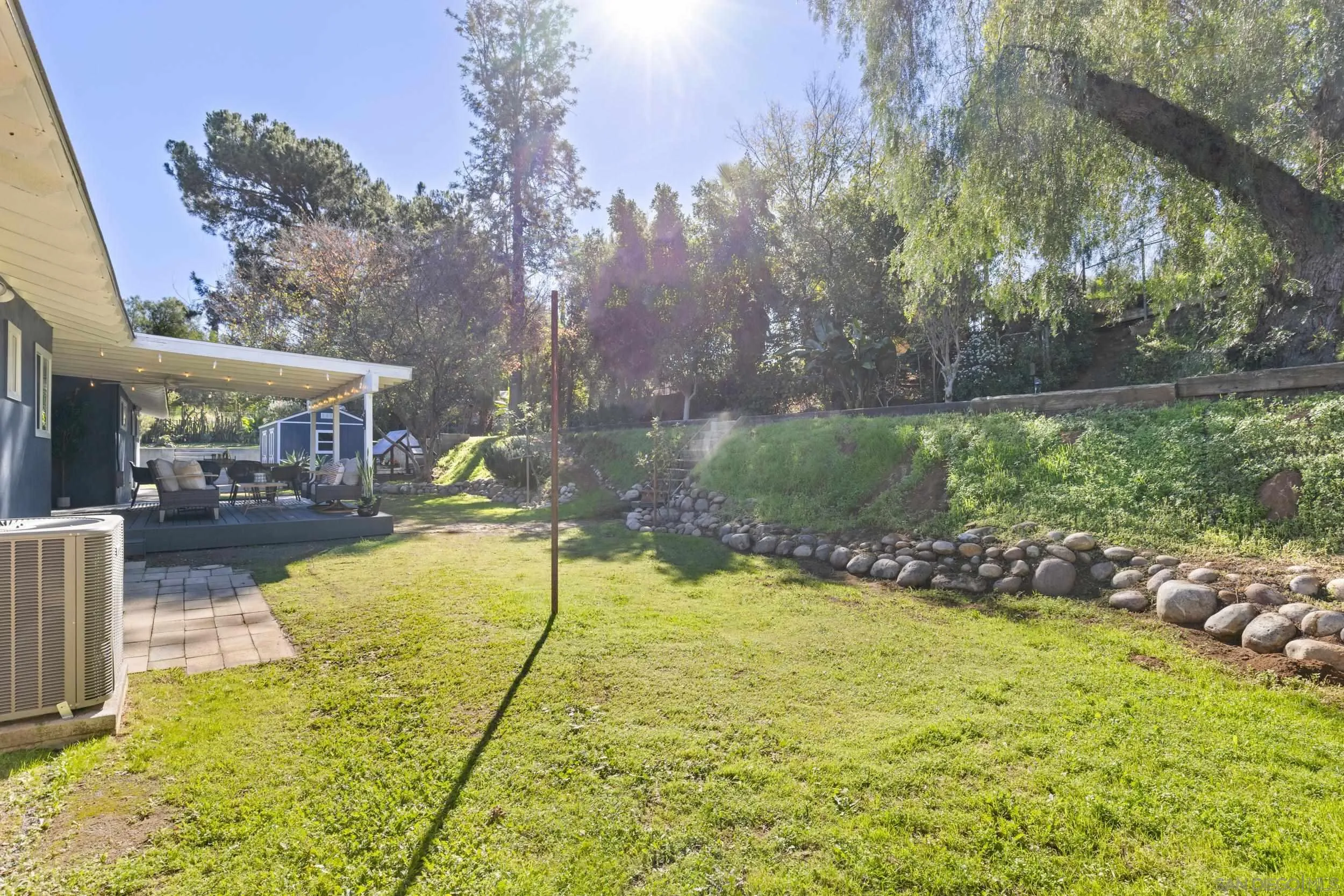 https://cdn.realtyfeed.com/cdn/127/260001673/9a9985cc21178c52680f79782a5d9918.webp
