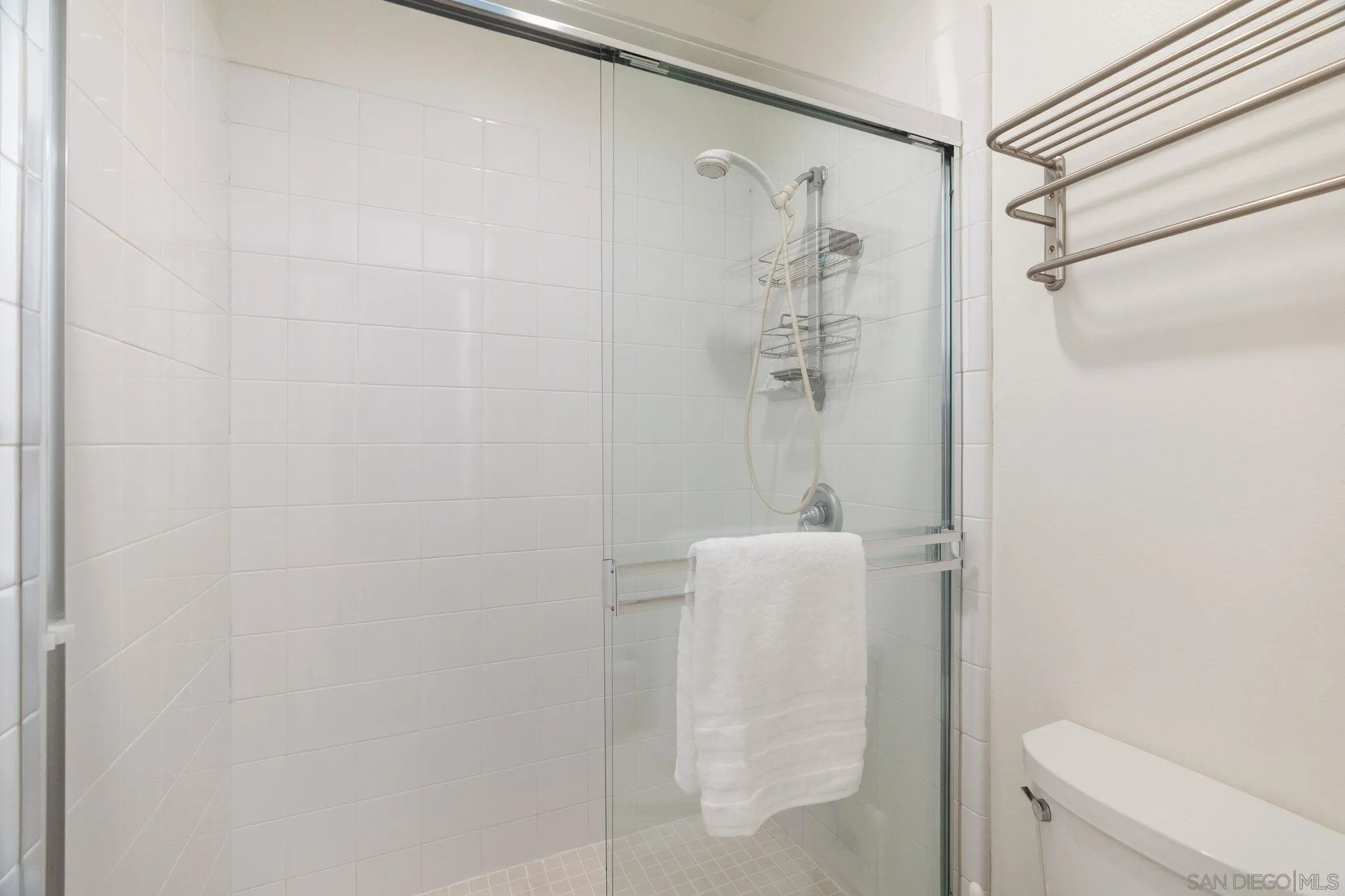 https://cdn.realtyfeed.com/cdn/127/260001682/a9b5fc969877e3da22027df596e72656.webp