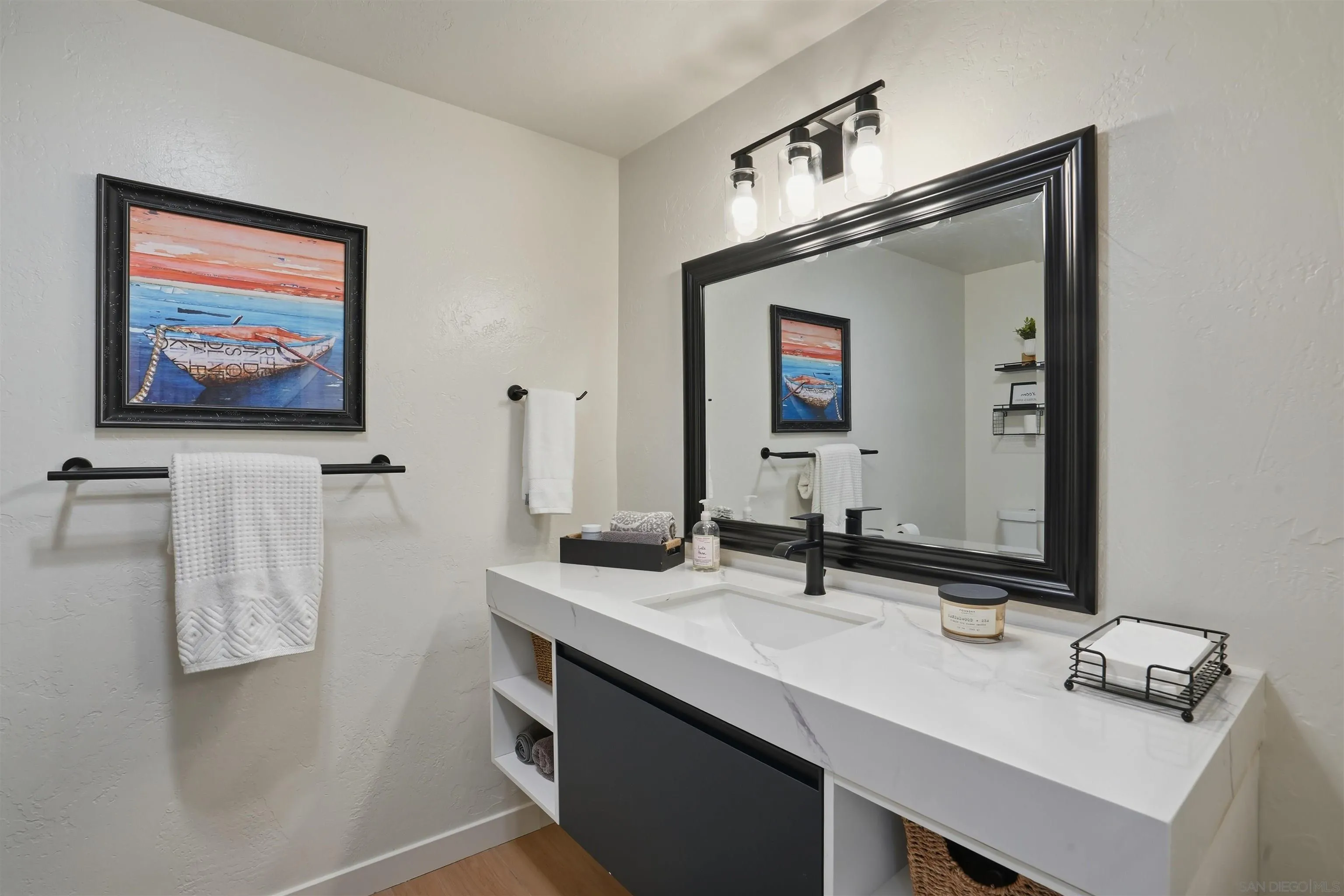 https://cdn.realtyfeed.com/cdn/127/260001683/6fcaa56aeb1bff468aa3c05f97df3d60.webp