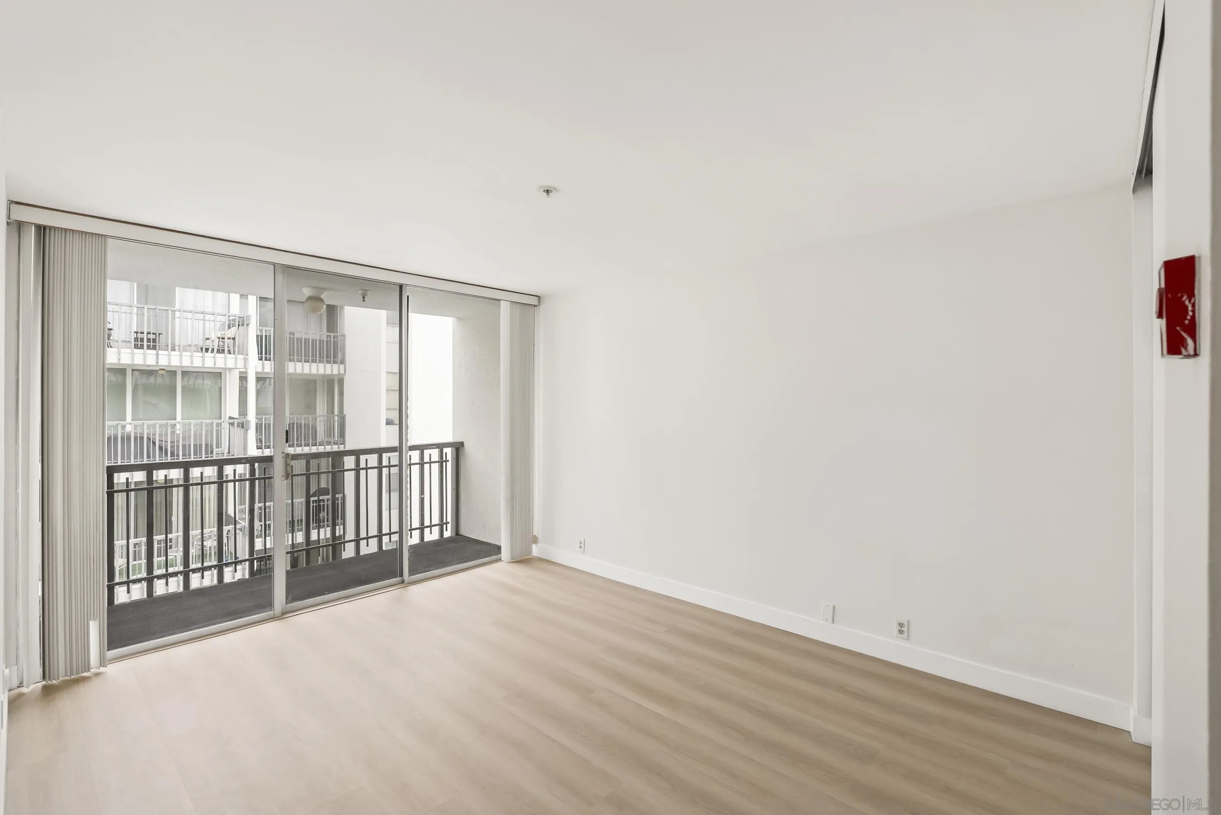 https://cdn.realtyfeed.com/cdn/127/260001685/0c69404a44c0a4ee10458e128c33cd25.webp