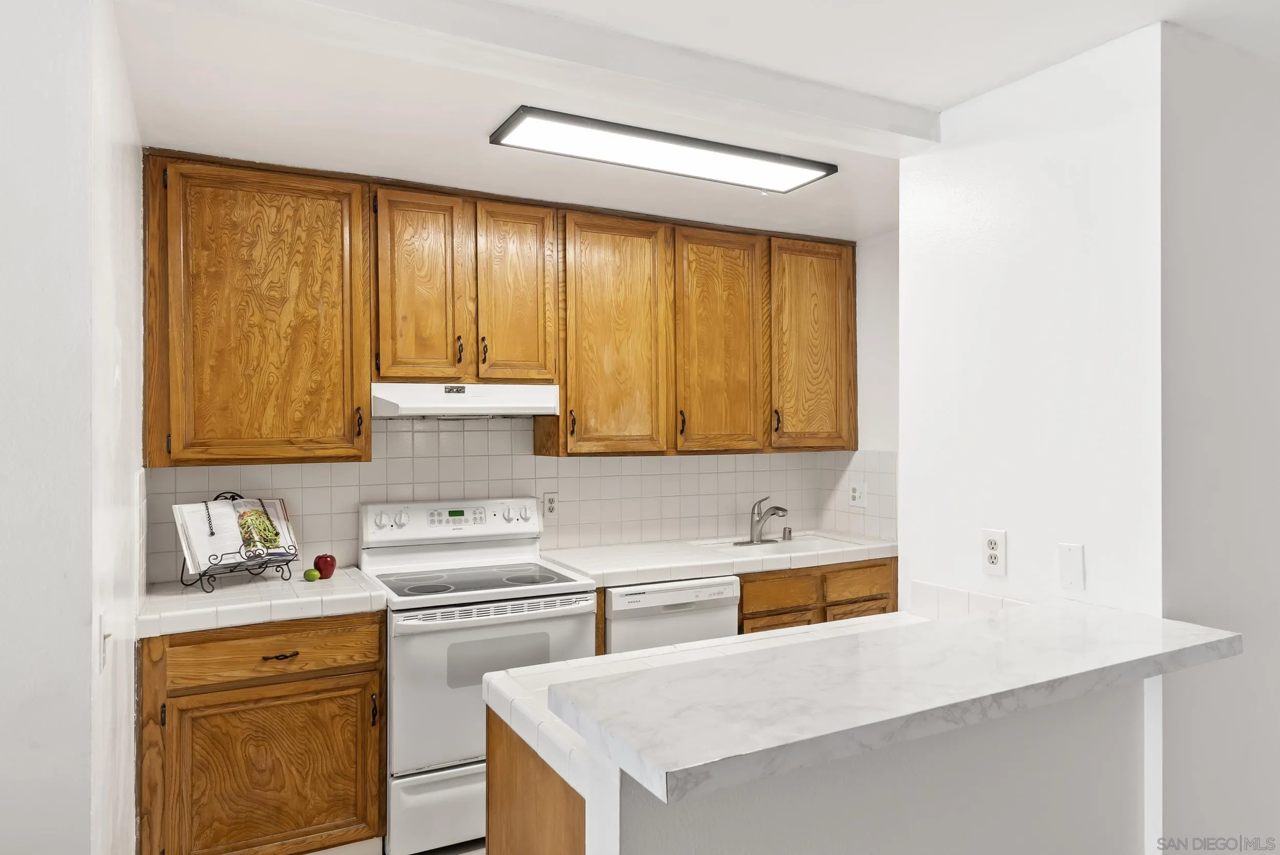 https://cdn.realtyfeed.com/cdn/127/260001685/7bc81d0f64ca472dc04d9b717f696b5c.webp