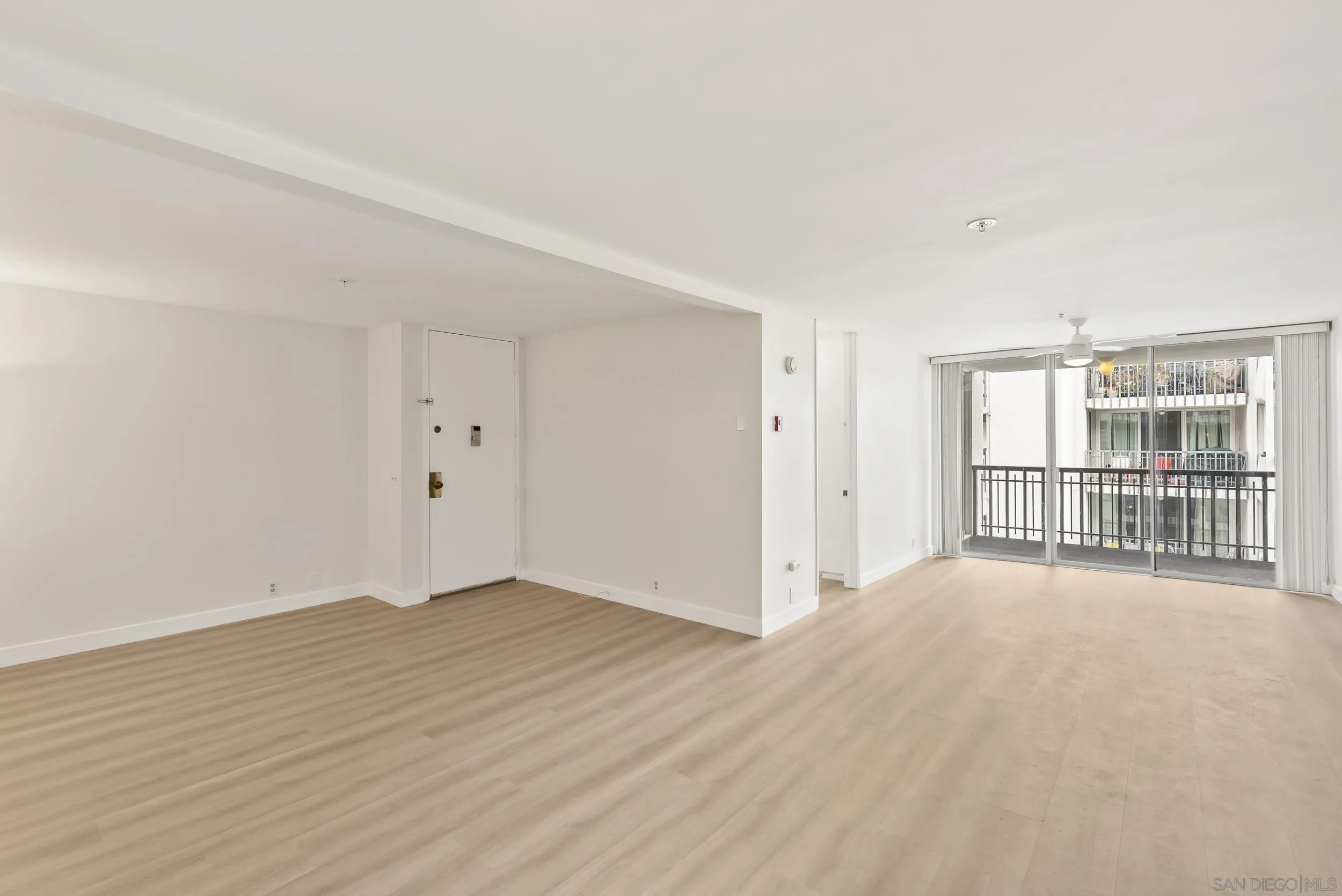 https://cdn.realtyfeed.com/cdn/127/260001685/96eed3b21b1feee2dc78a517047c9297.webp