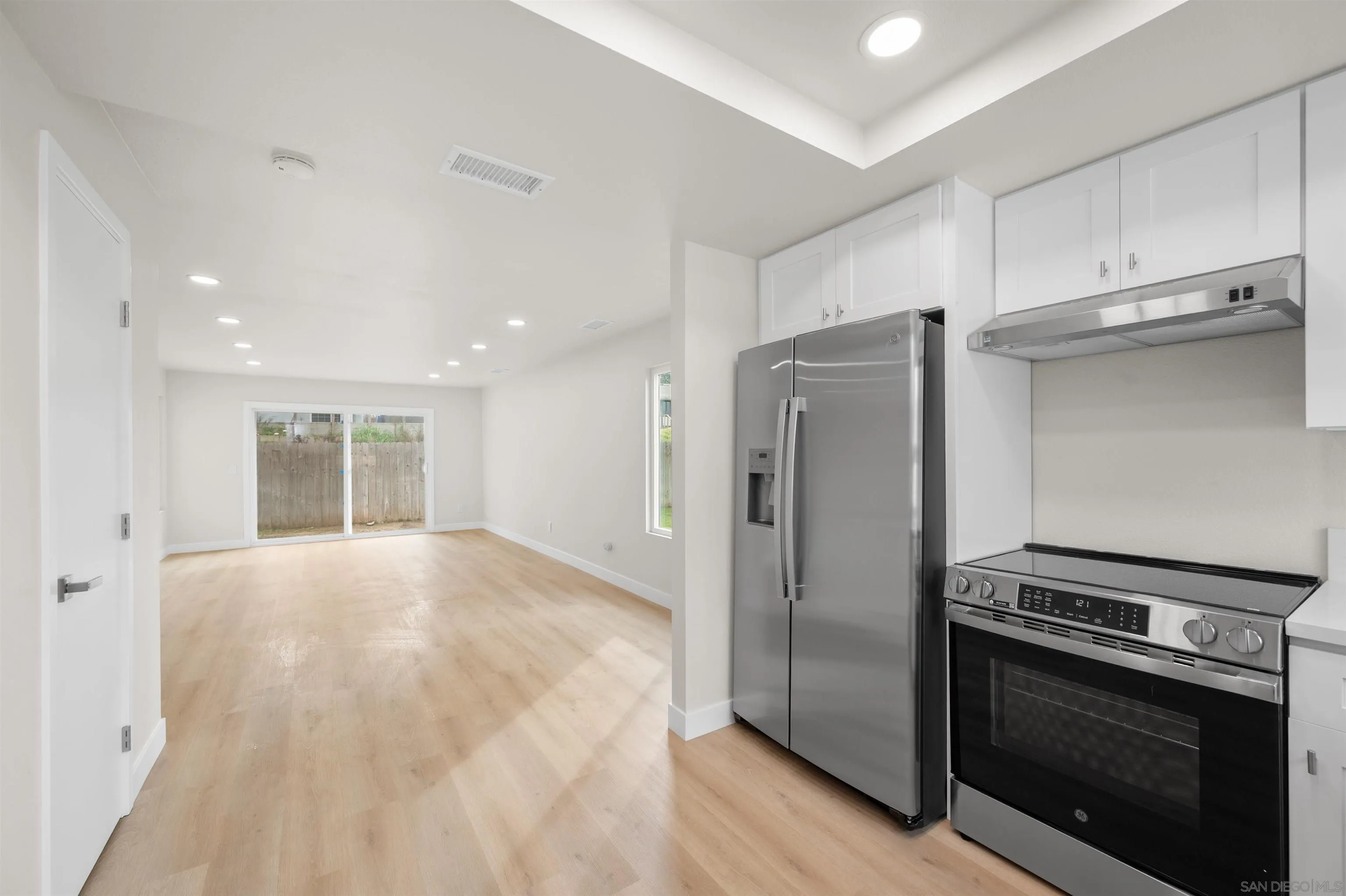 Photo #17: 260001686 Listing: Photo #17