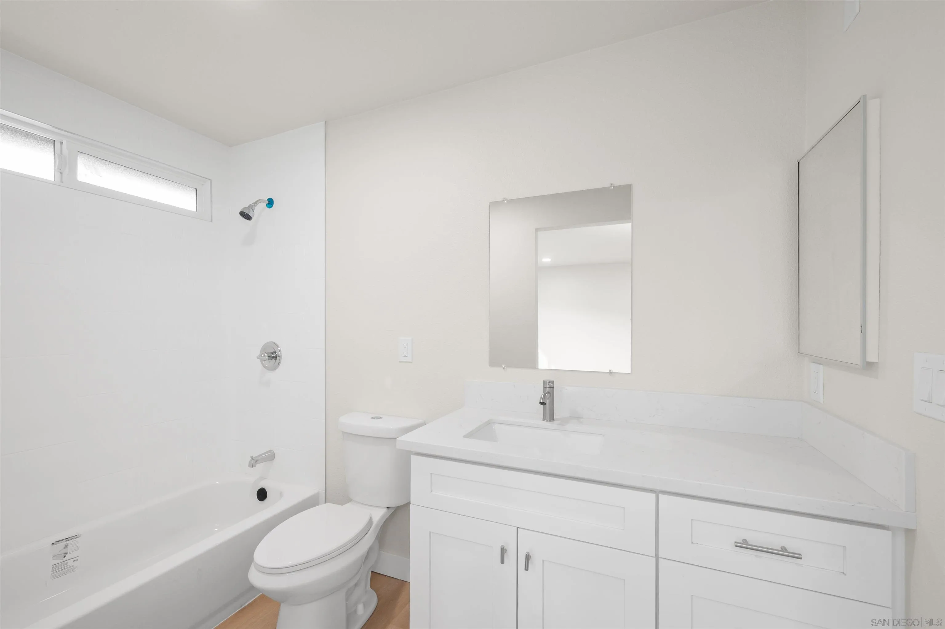 Photo #27: 260001686 Listing: Photo #27