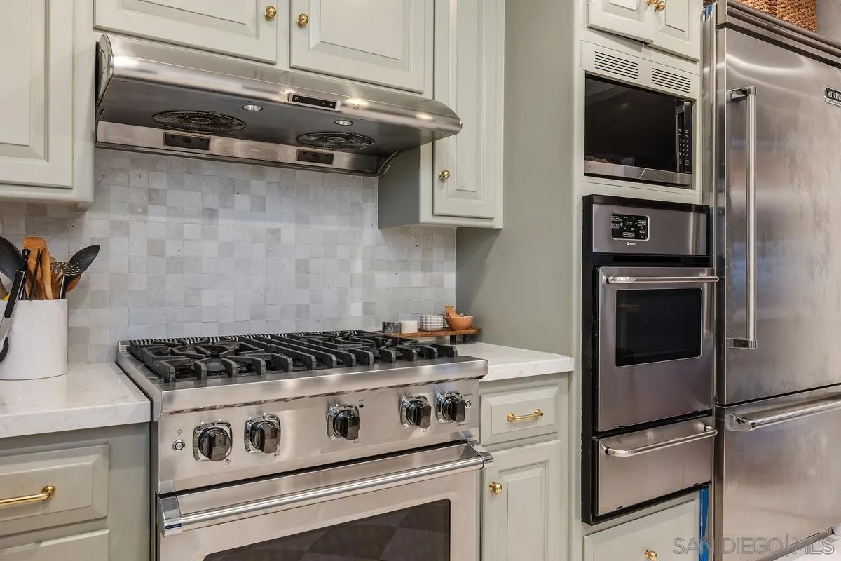 https://cdn.realtyfeed.com/cdn/127/260001687/0b997618717278b093566339c4243967.webp