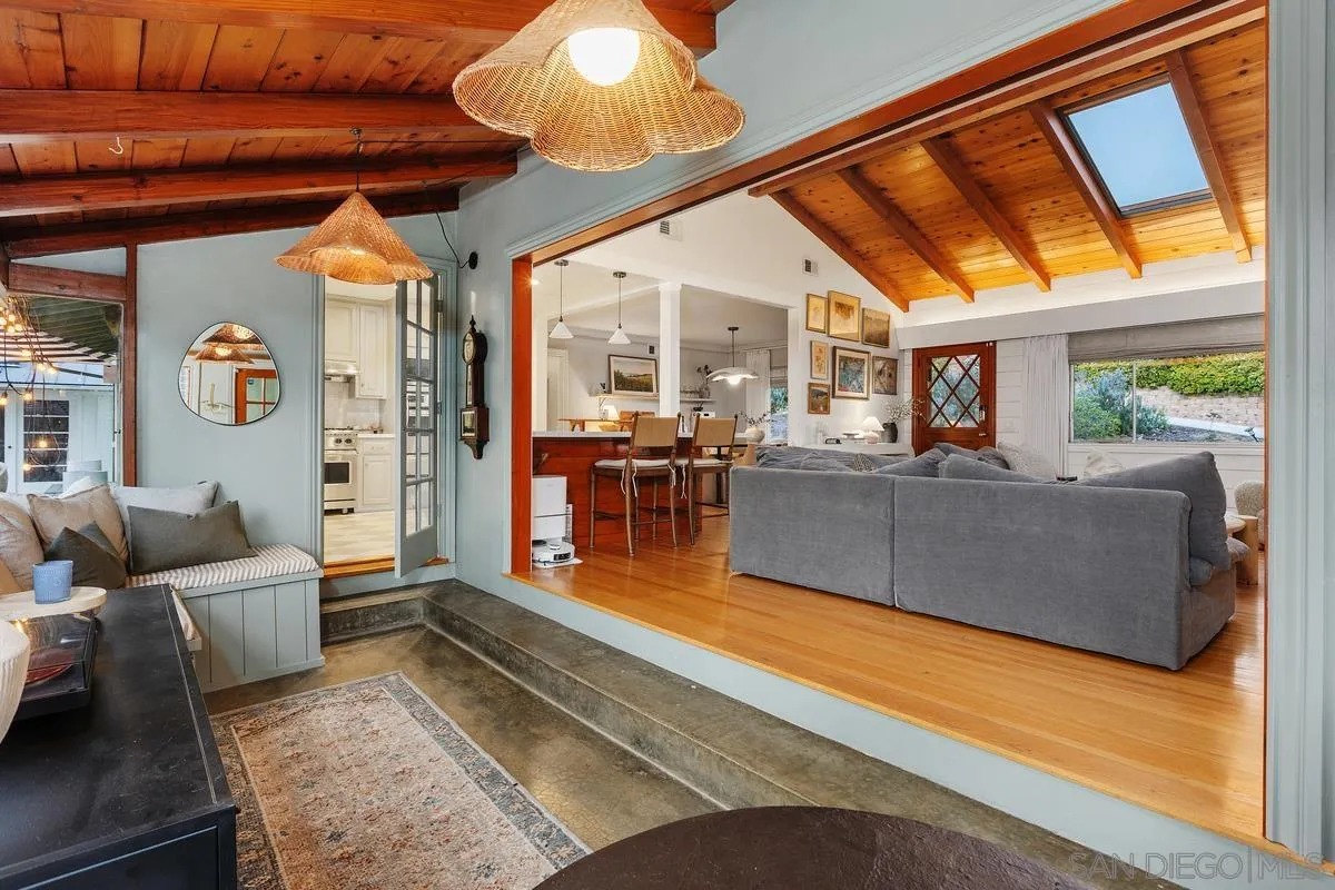 https://cdn.realtyfeed.com/cdn/127/260001687/beb1ab13fa56c92b1097a46eda5a0988.webp