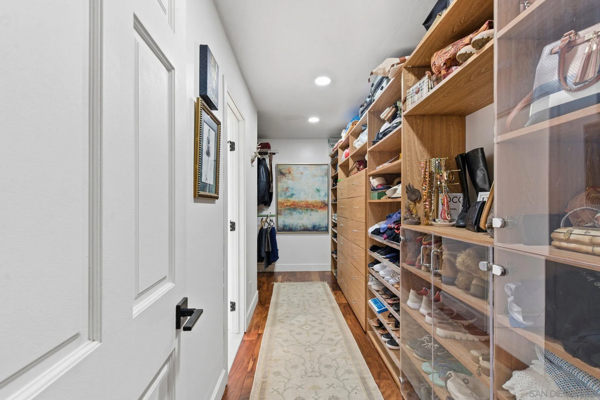 https://cdn.realtyfeed.com/cdn/127/260001688/44185c10a4d9a3c2952d3c51ce3e7f68.webp