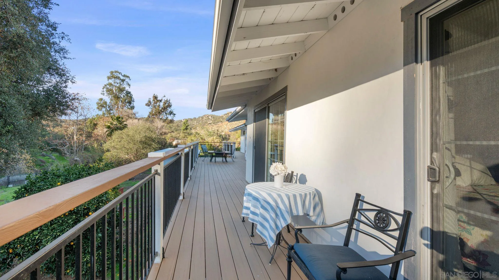 https://cdn.realtyfeed.com/cdn/127/260001688/c541333156f28a7d0e5c842c01dc218d.webp