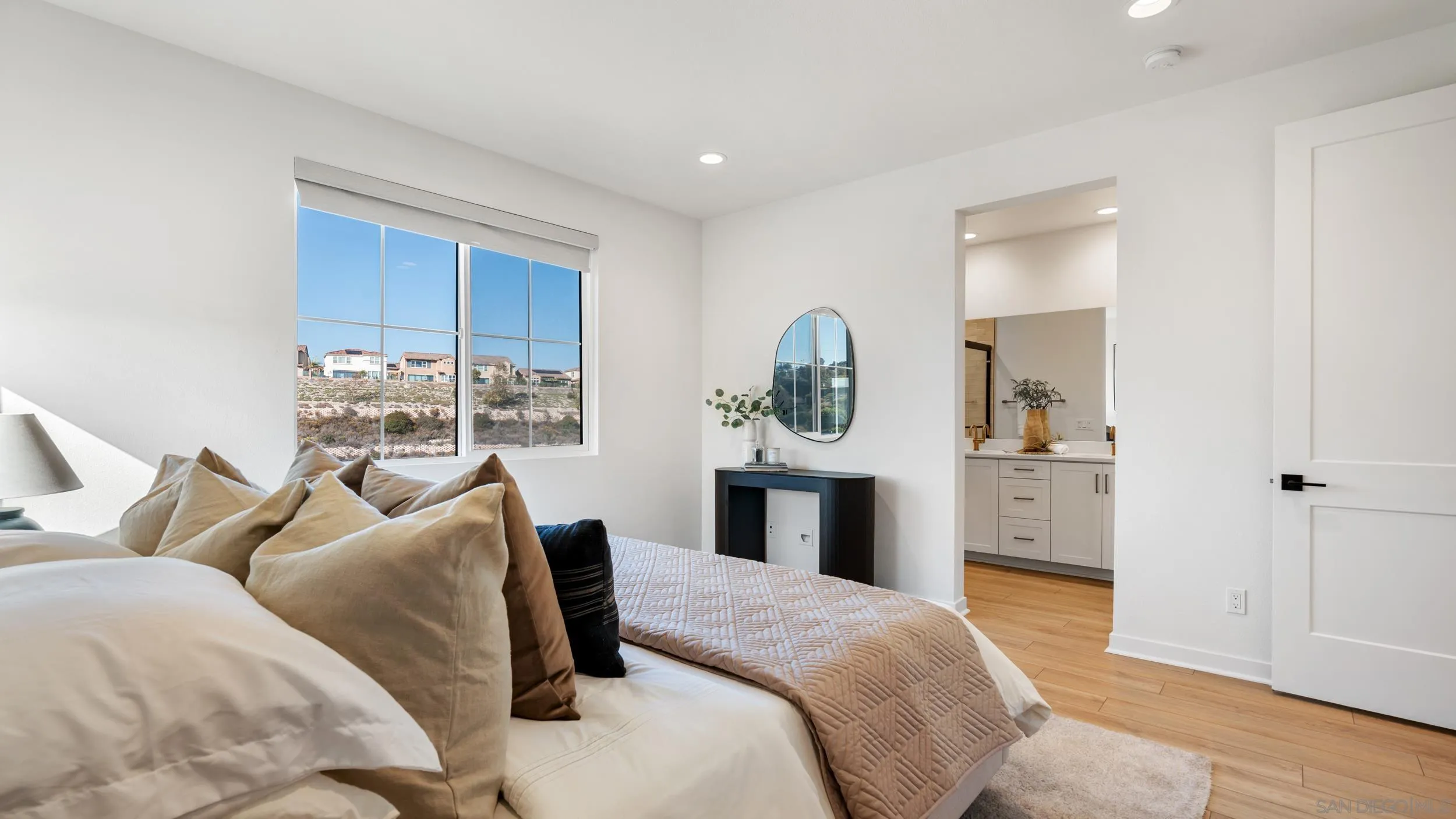 Photo #11: 260001691 Listing: Photo #11