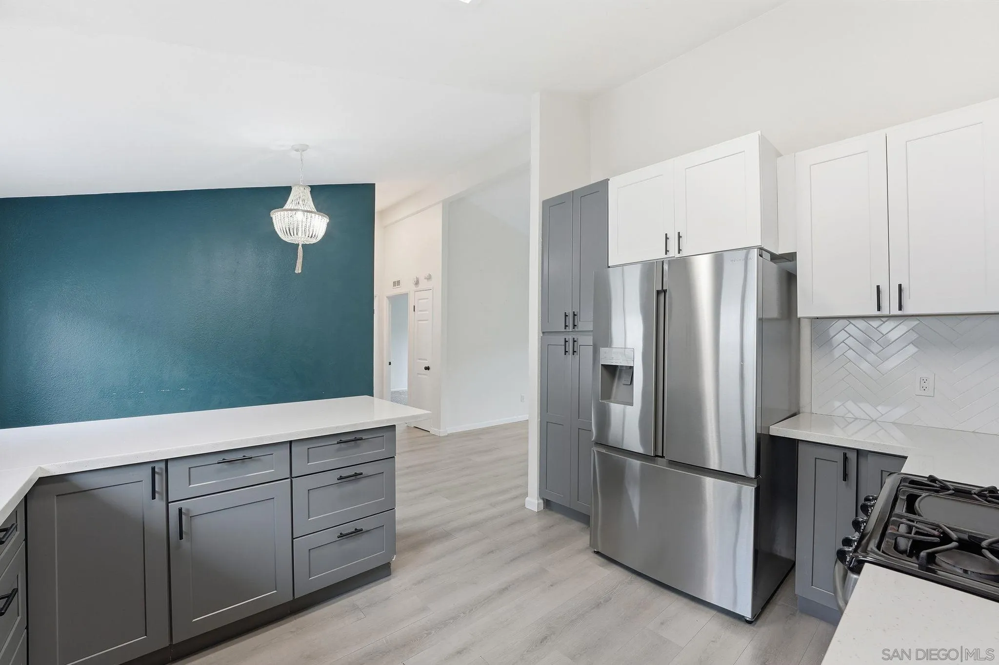 https://cdn.realtyfeed.com/cdn/127/260001692/88603b0408d604cfb07f23bd3a2968fb.webp