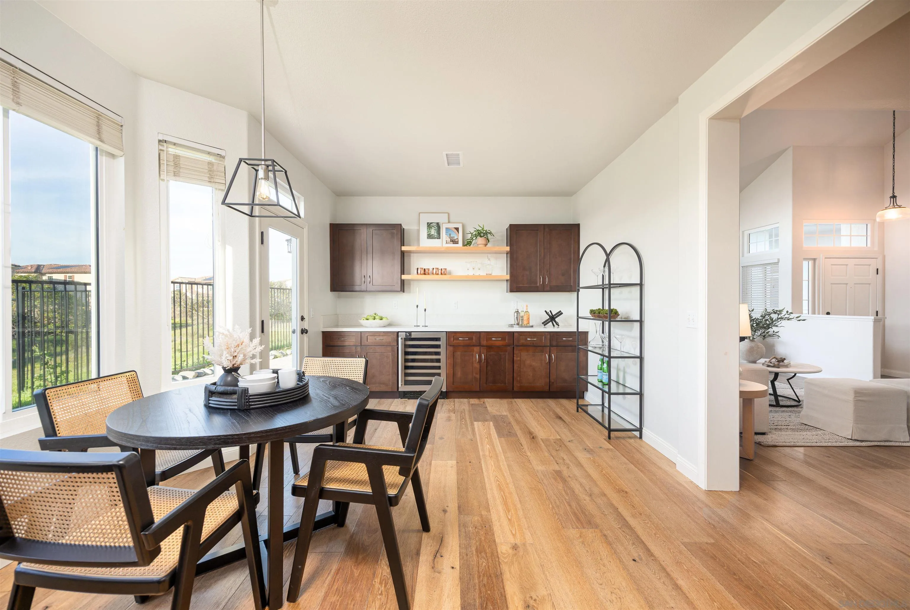 https://cdn.realtyfeed.com/cdn/127/260001695/12a86351a1d671216e21154c60356a7e.webp