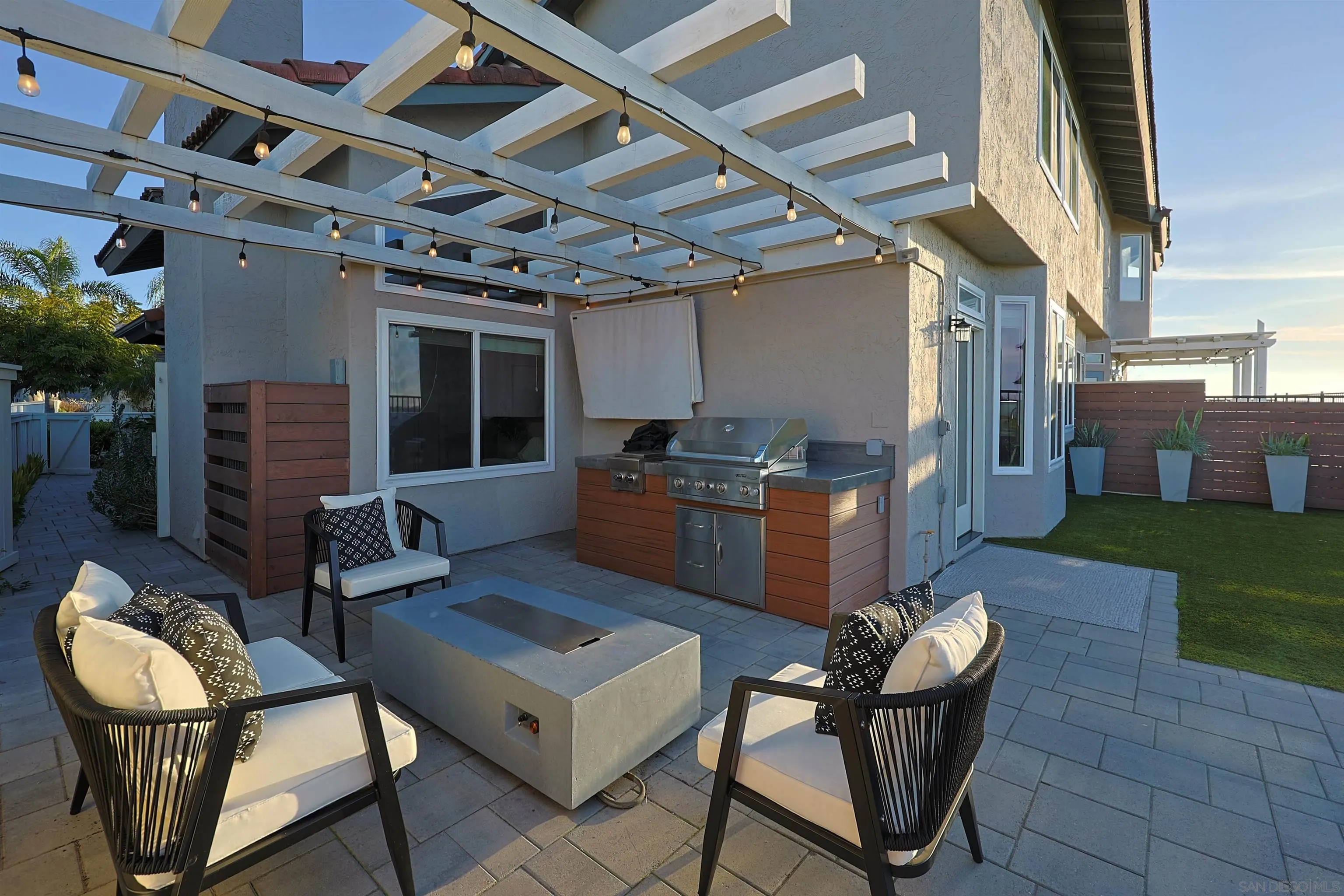 https://cdn.realtyfeed.com/cdn/127/260001695/4cc7ecd9d23b94b0a1fc4f1f7e764894.webp