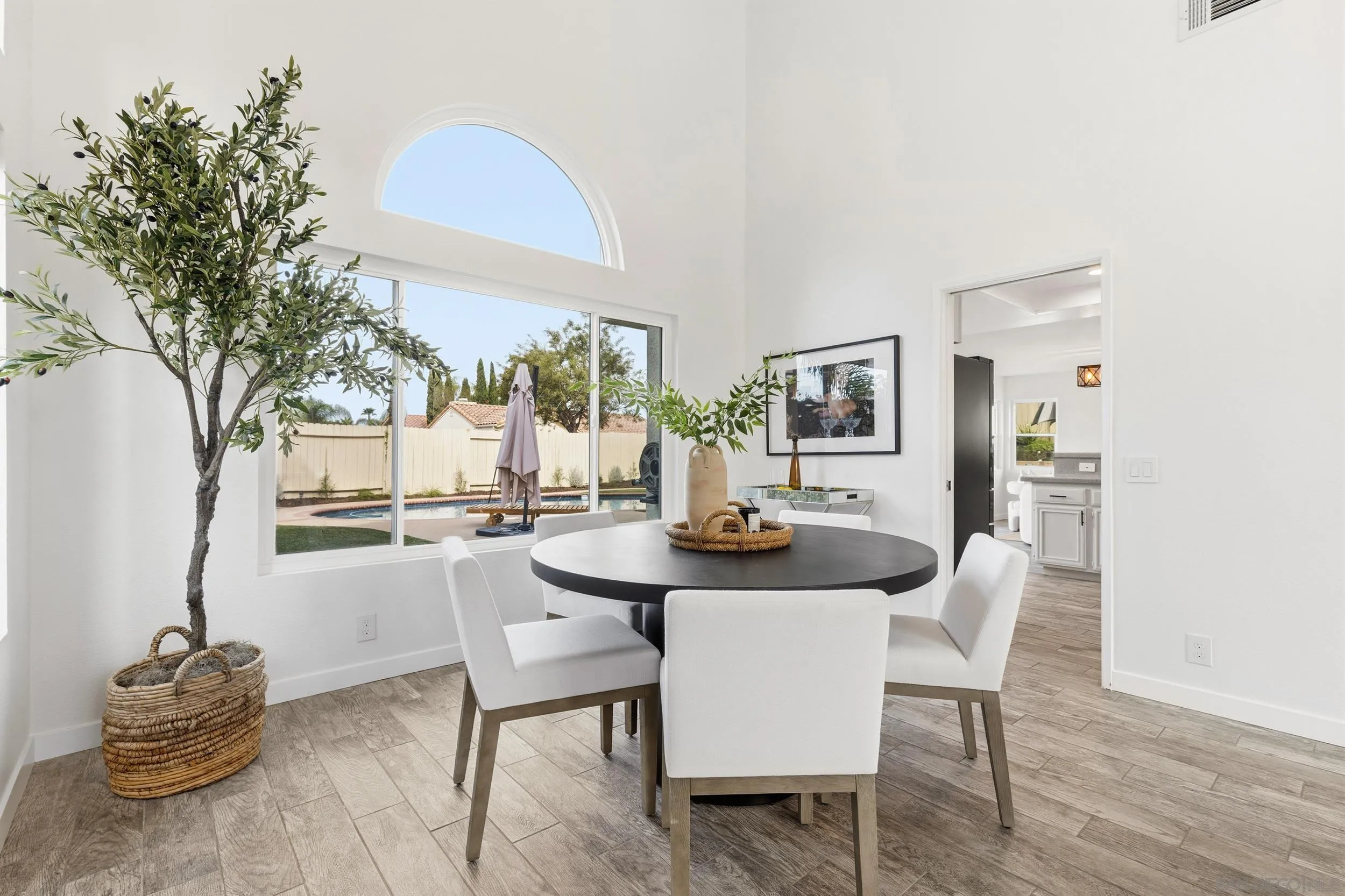 https://cdn.realtyfeed.com/cdn/127/260001696/880351099c6fdef4285659d260a50542.webp