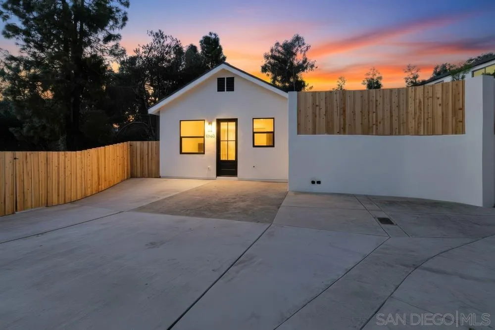https://cdn.realtyfeed.com/cdn/127/2600017/a9acb18407bacffdc087927c75222703.webp