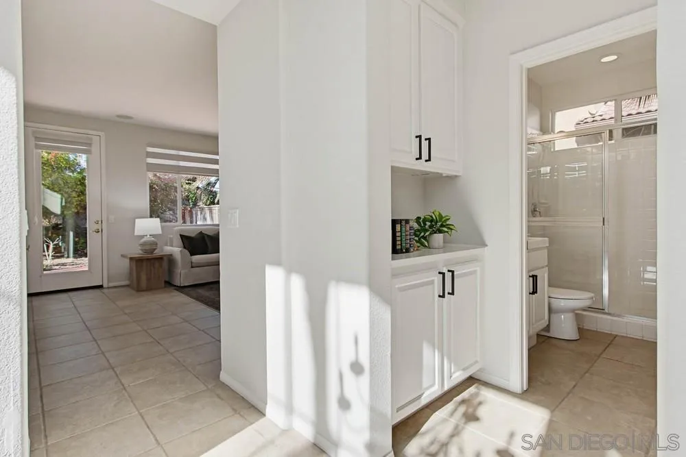 https://cdn.realtyfeed.com/cdn/127/260001702/375e5b20bc978a48661078cad01f8437.webp
