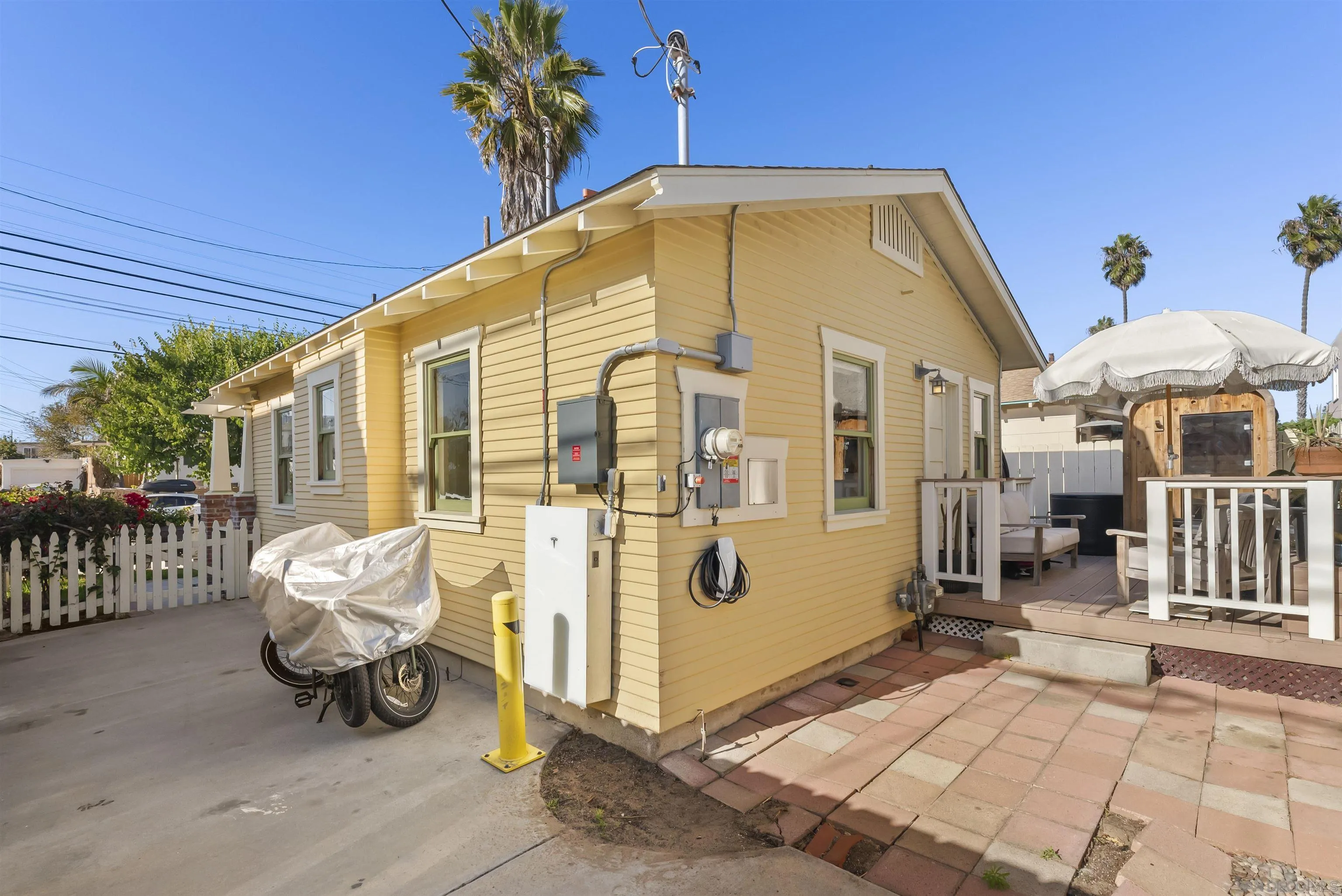 https://cdn.realtyfeed.com/cdn/127/260001703/debd17366a375a6674f35c28f2231c06.webp