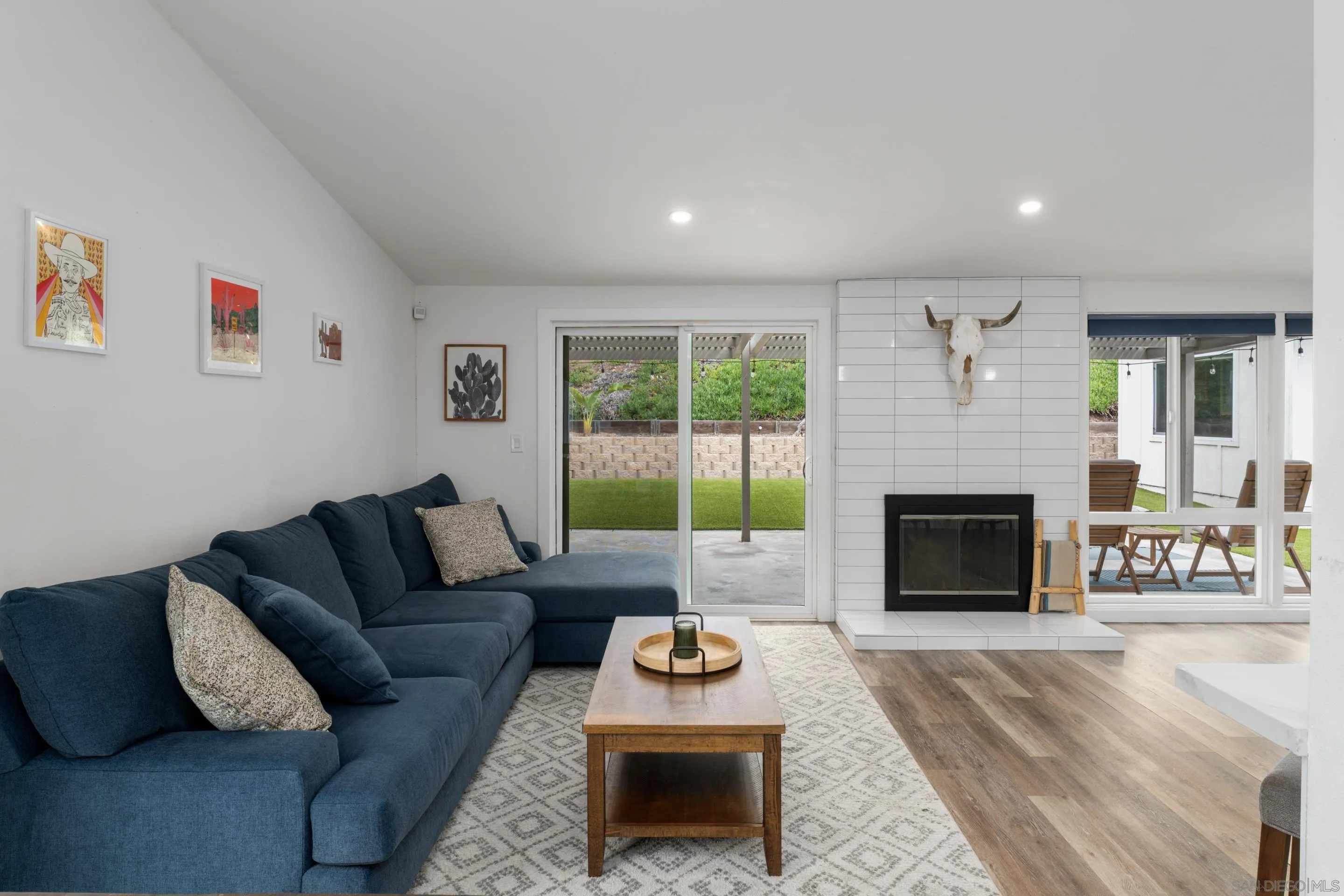 https://cdn.realtyfeed.com/cdn/127/260001709/361116f7d1c64269abc39329509c7a36.webp