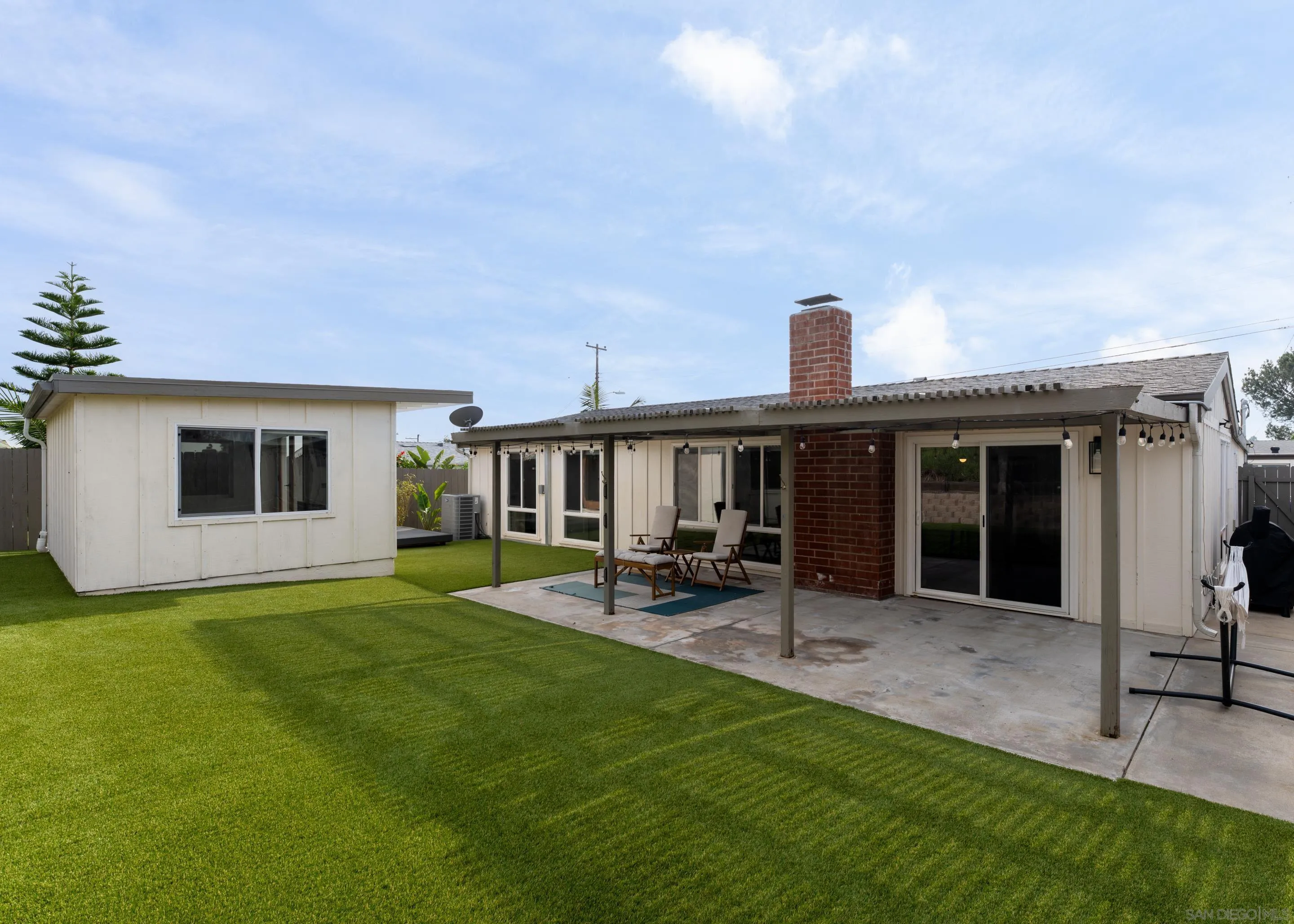 https://cdn.realtyfeed.com/cdn/127/260001709/cec78510ae111df9df68a43358f04399.webp