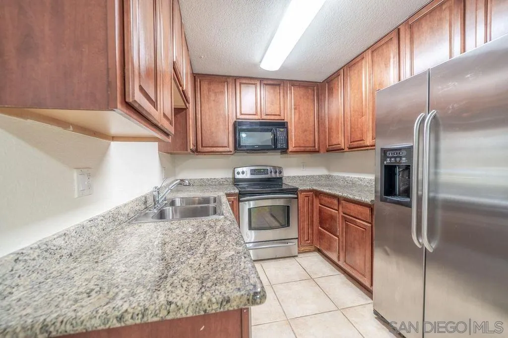 Photo #8: 260001713 Listing: Photo #8