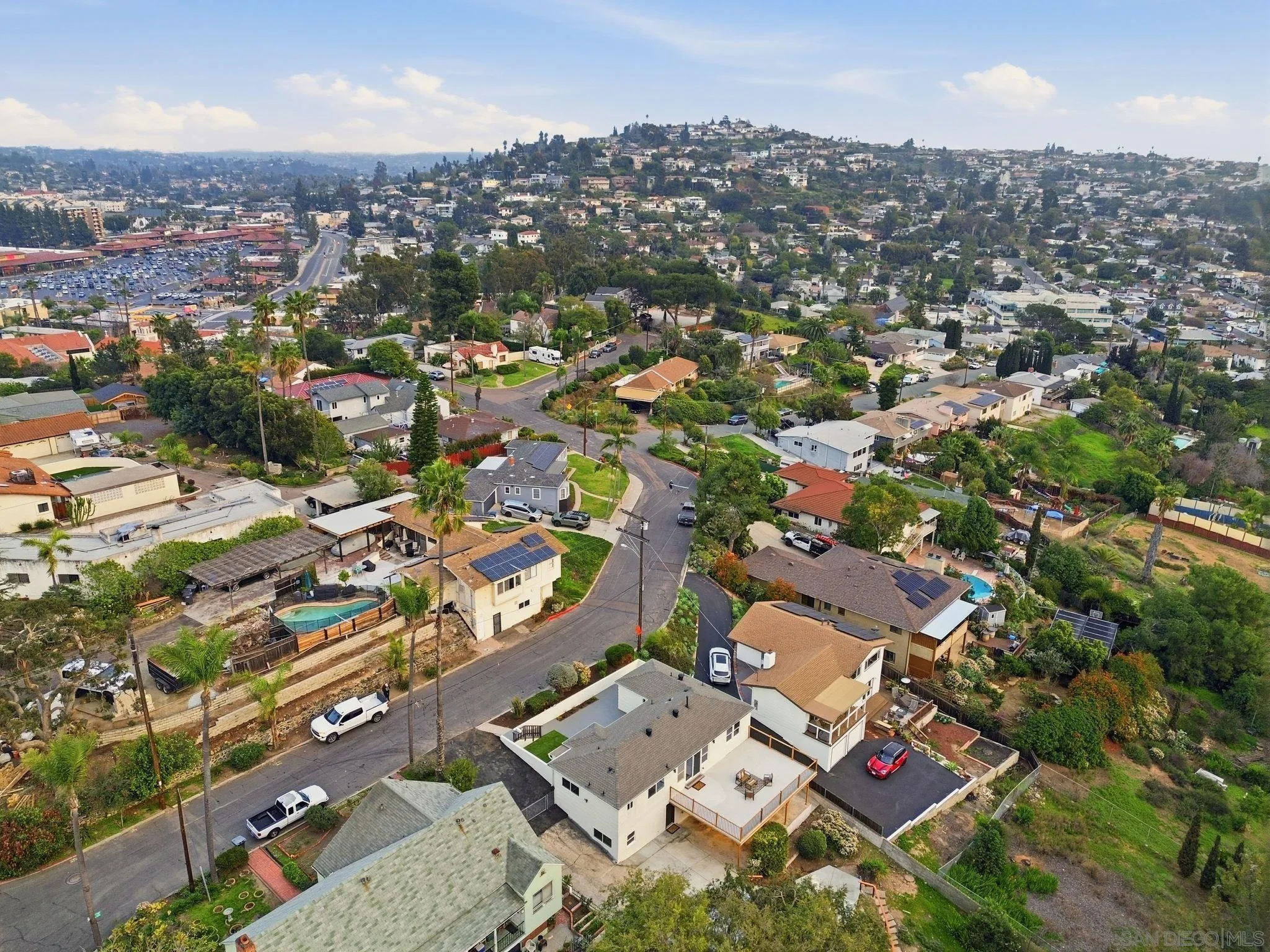 https://cdn.realtyfeed.com/cdn/127/260001715/4997f999259cf208b0cfc6b7818c8b4d.webp