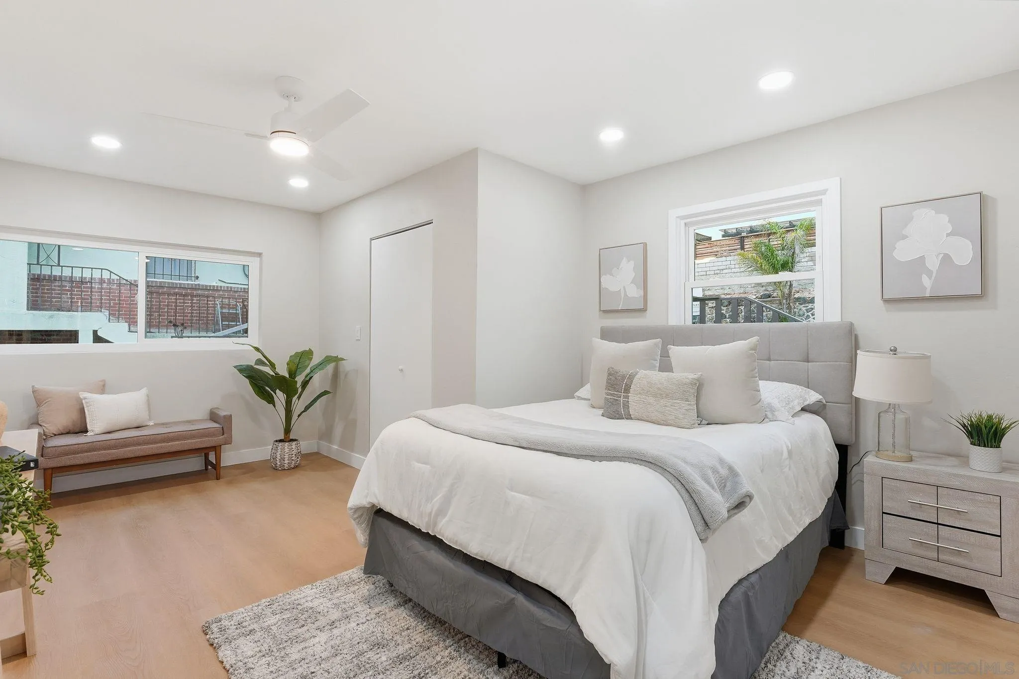 https://cdn.realtyfeed.com/cdn/127/260001715/50fc5472d94e7408969e96ce9fd8bc9b.webp