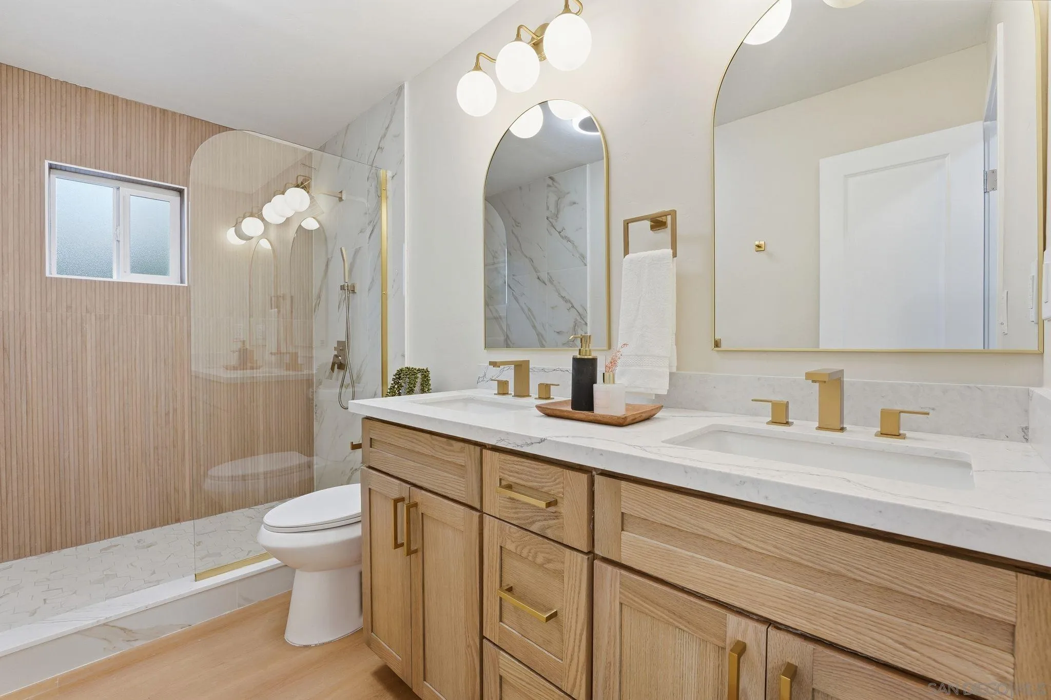 https://cdn.realtyfeed.com/cdn/127/260001715/e9e777c0bf24800233c07606ad8892f9.webp