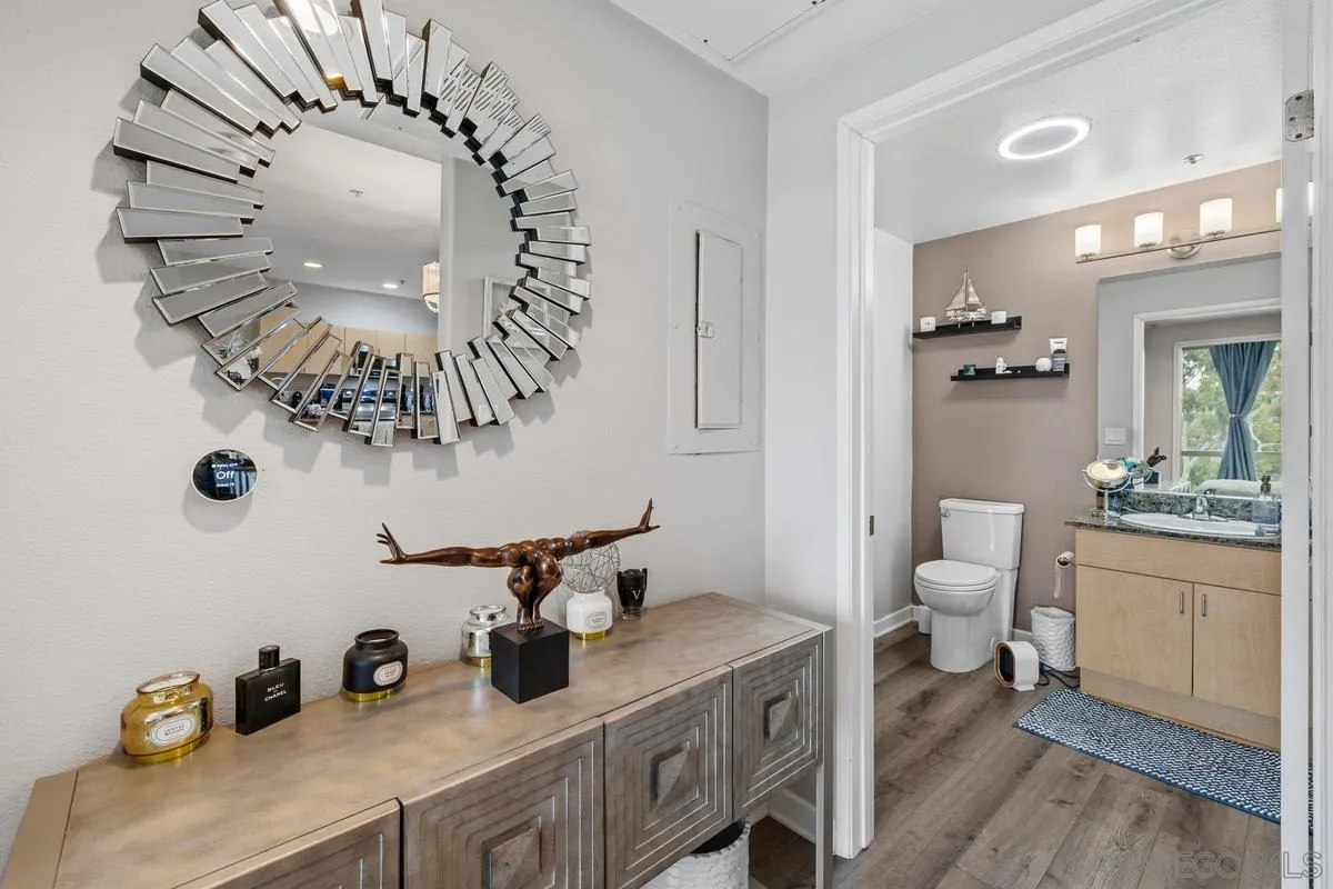 Photo #8: 260001721 Listing: Photo #8