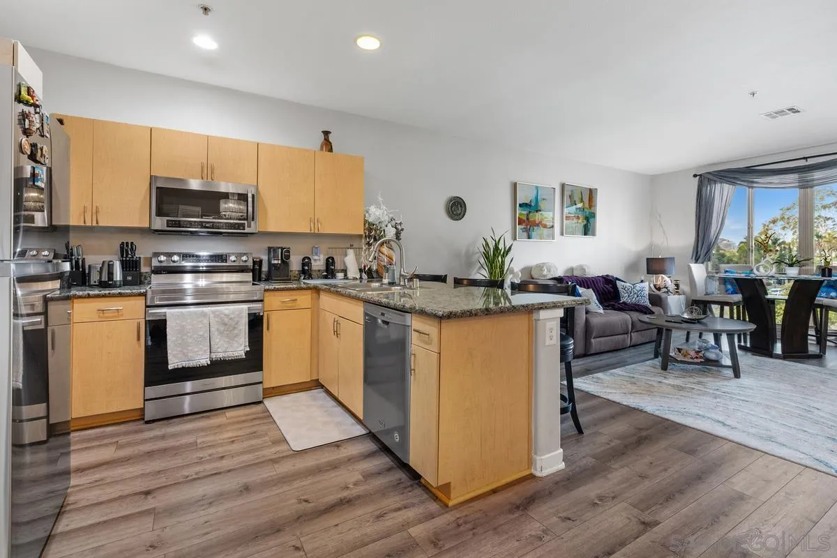 Photo #2: 260001721 Listing: Photo #2