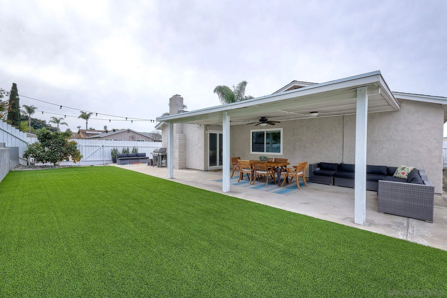 https://cdn.realtyfeed.com/cdn/127/260001725/3ae16b75d7982fb6caf016603c08cea8.webp
