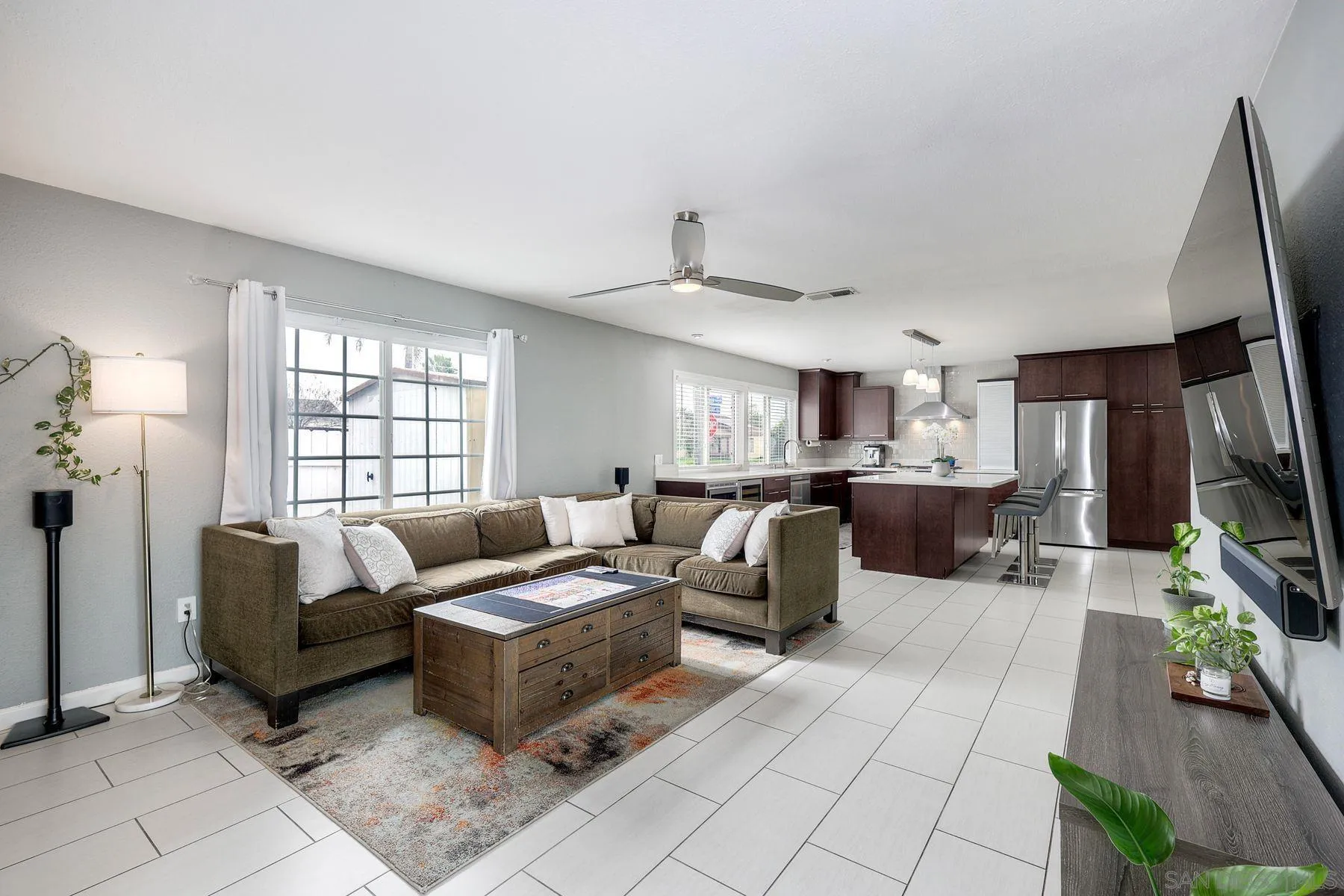 https://cdn.realtyfeed.com/cdn/127/260001725/4c7088813a2c33443c0224f8f9319268.webp